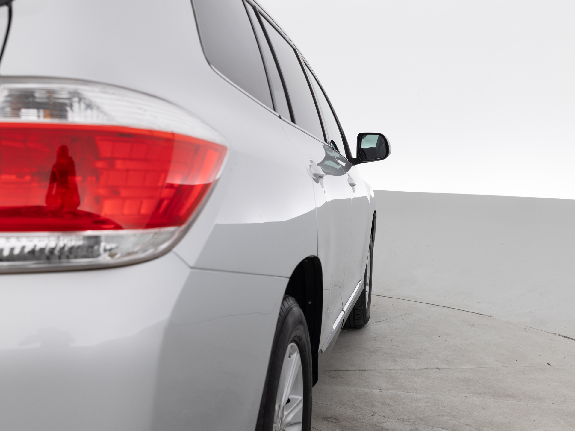 Used Silver Toyota Highlander-3 for Sale