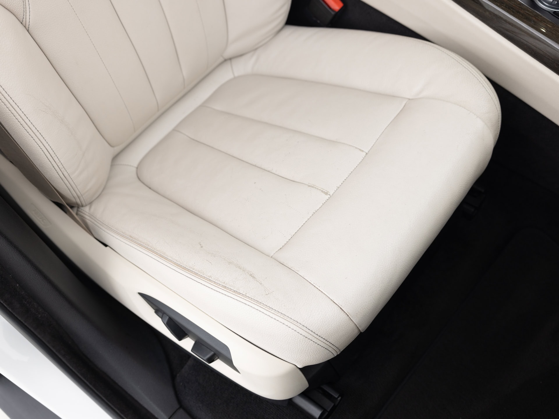 Used White BMW X5 X35I-17 for Sale