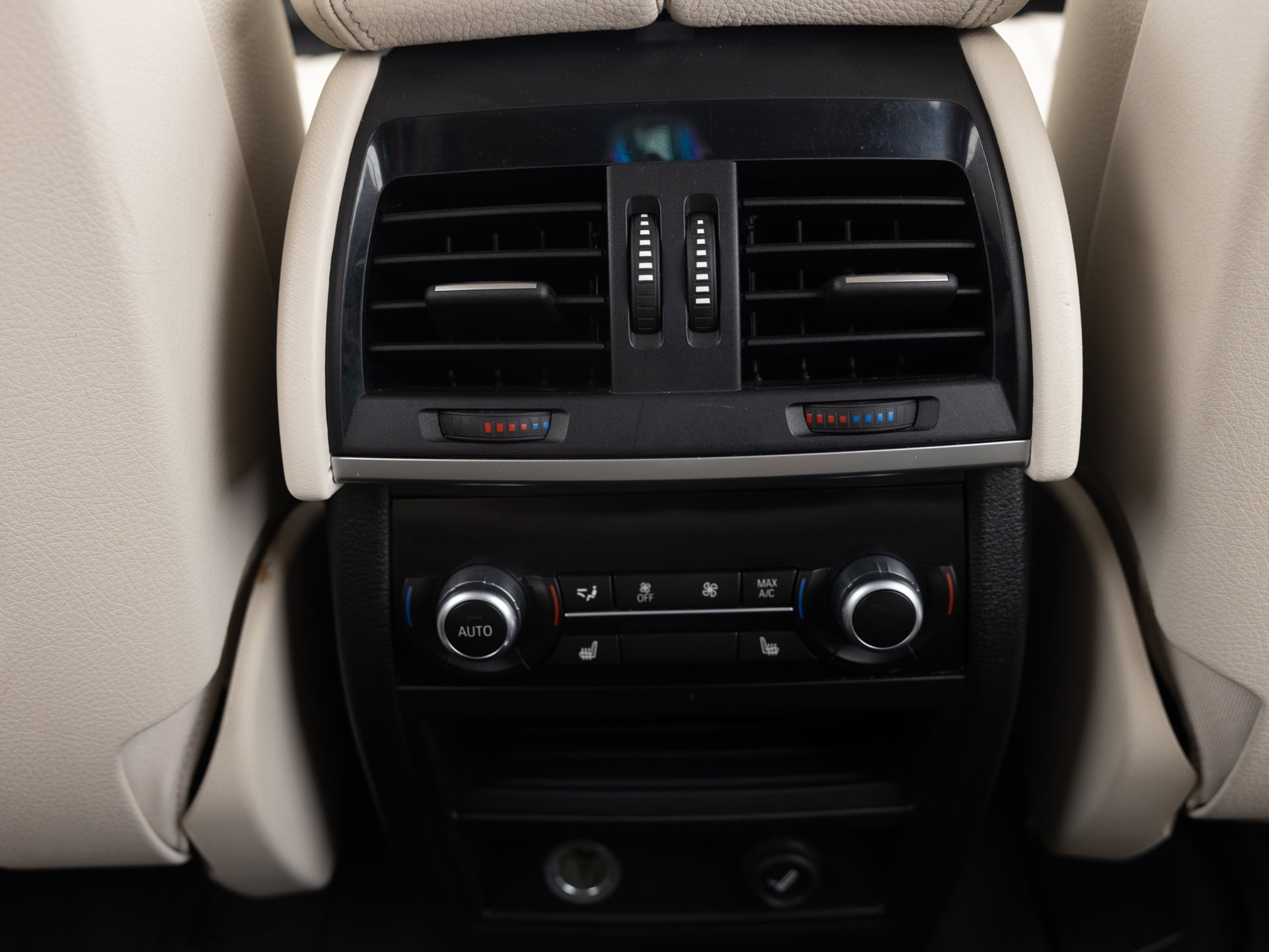 Used White BMW X5 X35I-23 for Sale