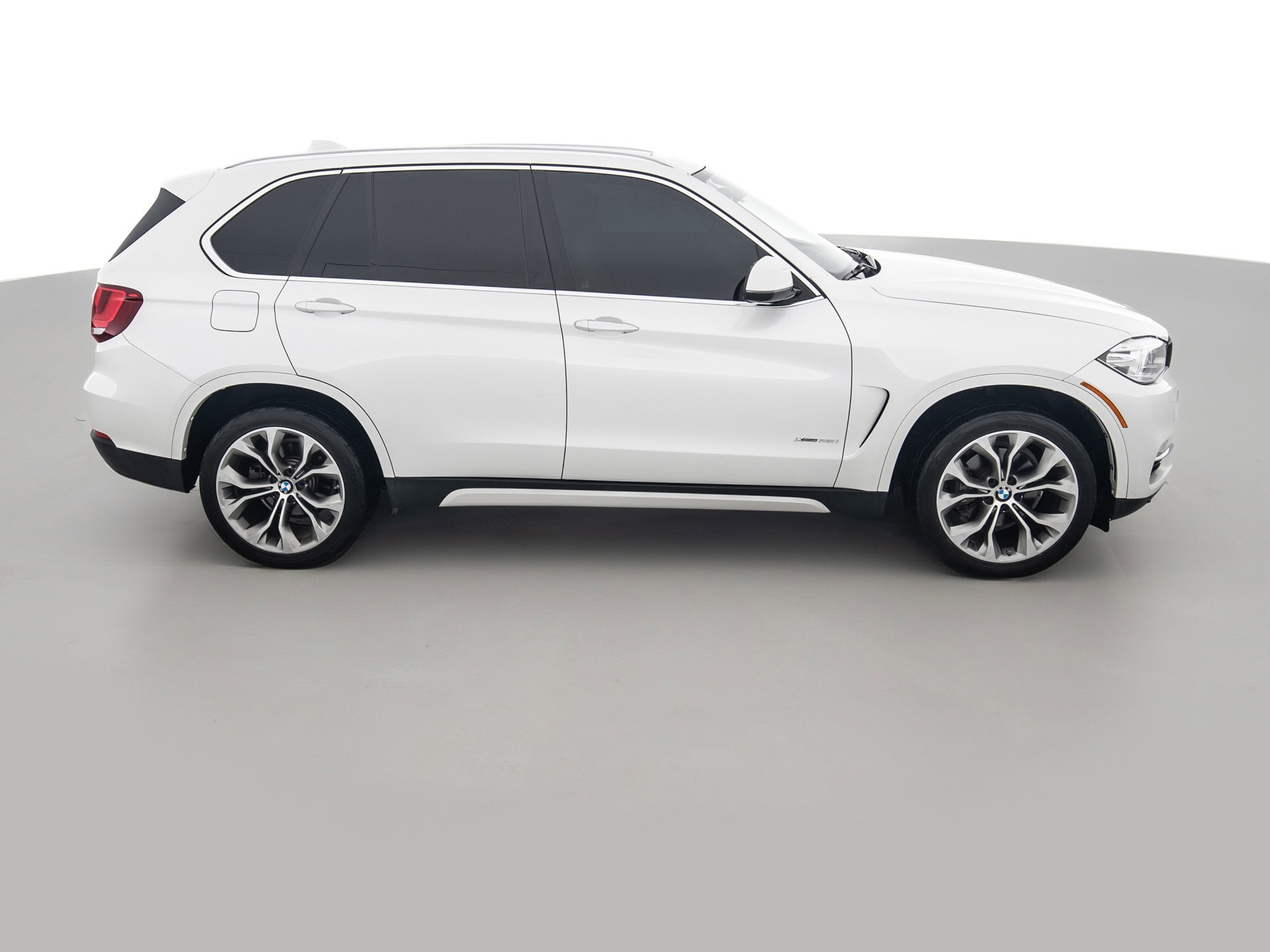 Used White BMW X5 X35I-3 for Sale