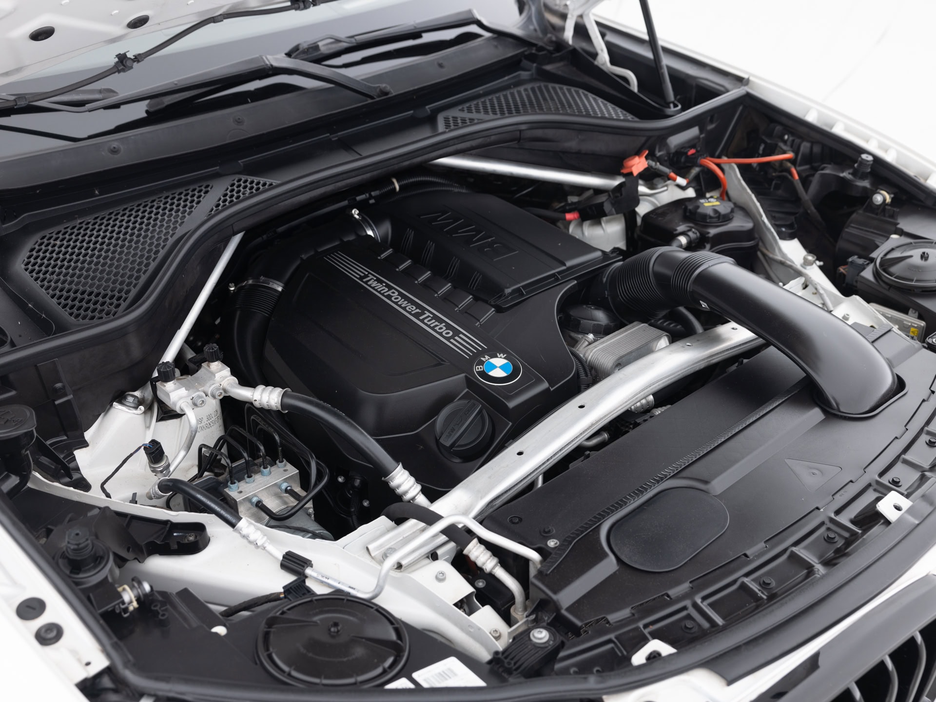 Used White BMW X5 X35I-33 for Sale