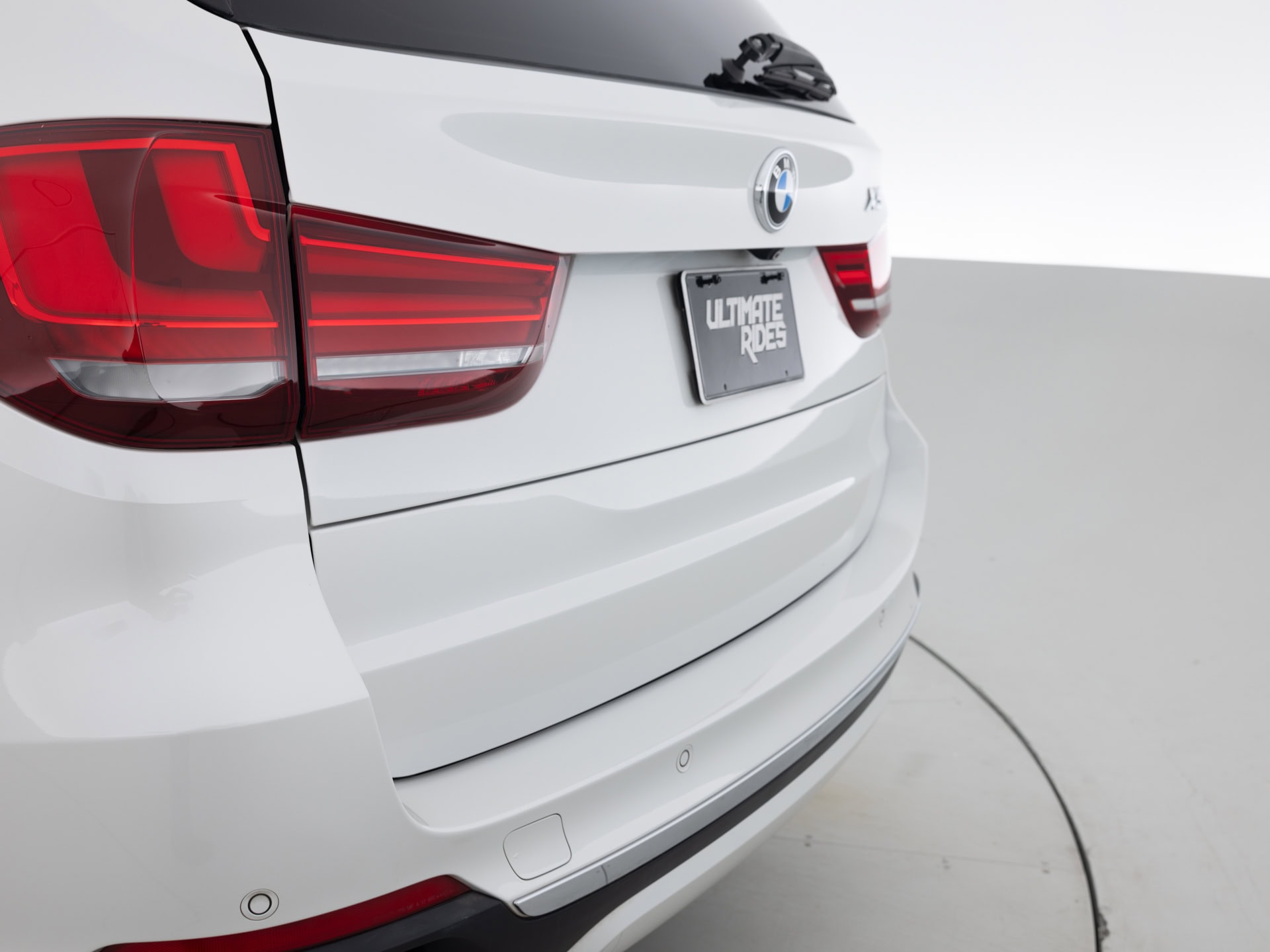 Used White BMW X5 X35I-8 for Sale