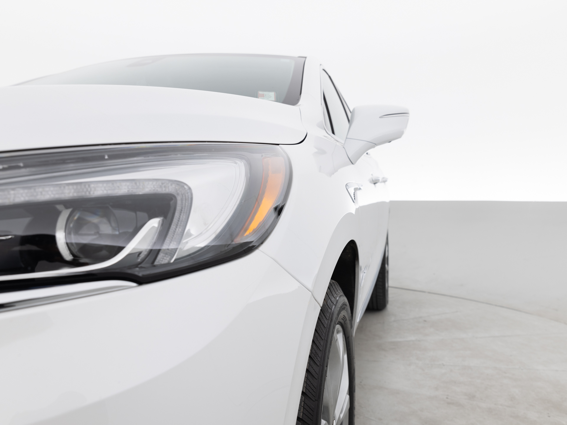 Used White Buick Enclave Avenir for Sale