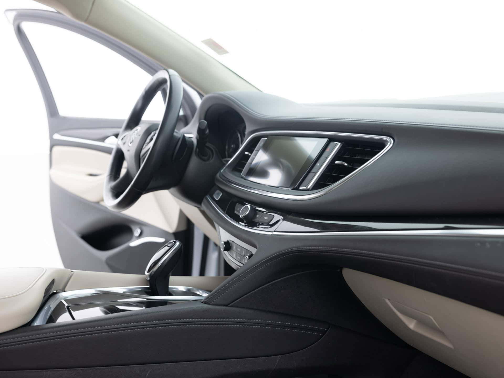Used White Buick Exclave Essence-19 for Sale