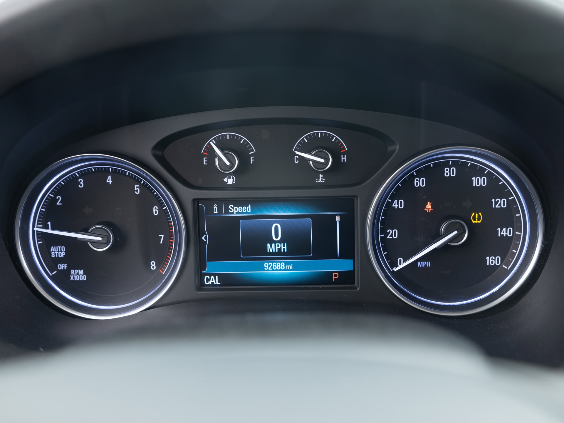 Used White Buick Exclave Essence-24 for Sale