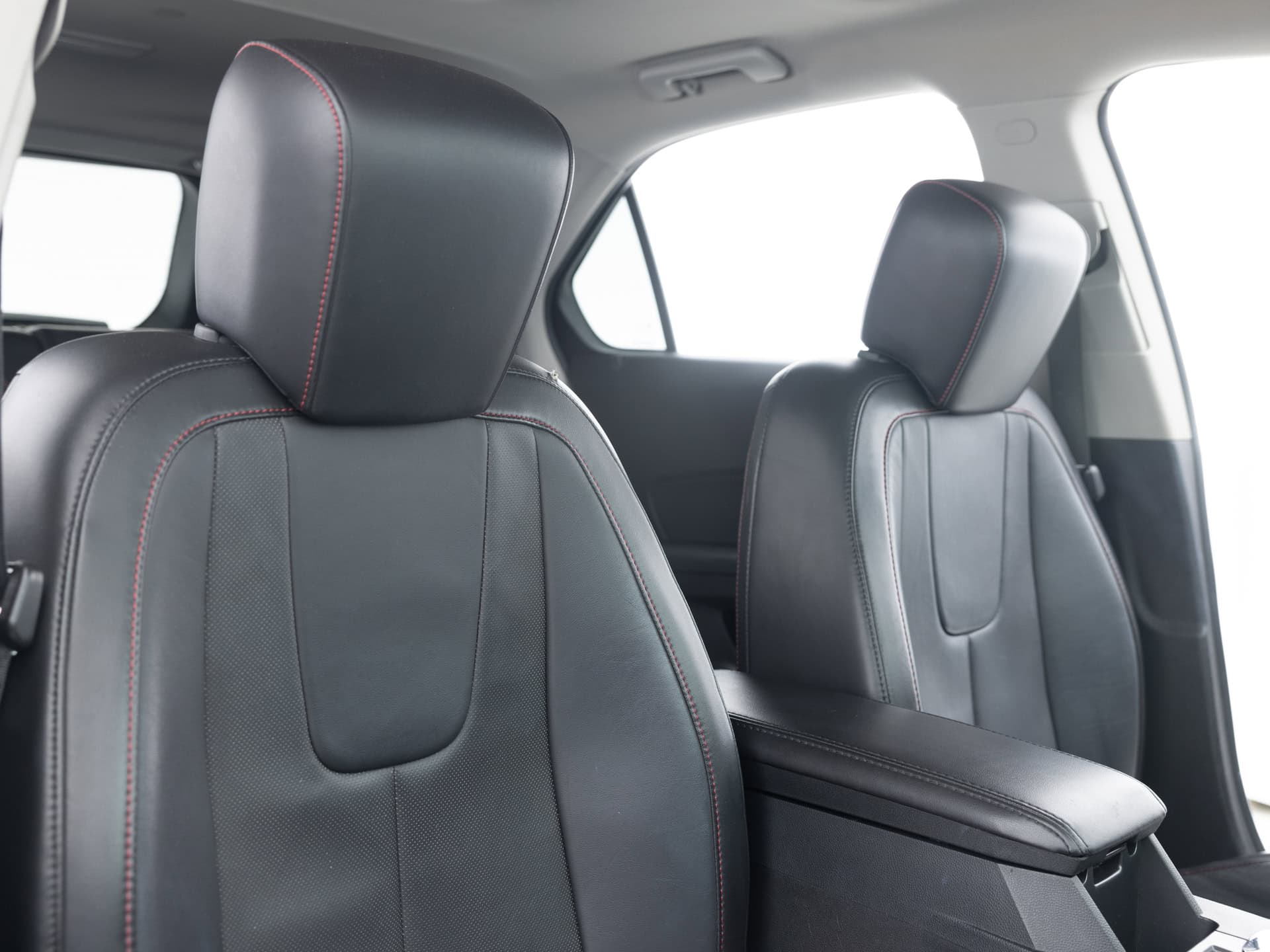 Used White Chevrolet Equinox LTZ-18 for Sale