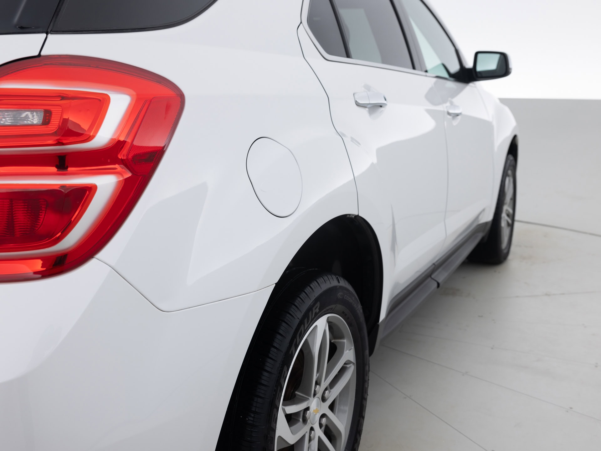 Used White Chevrolet Equinox LTZ-5 for Sale