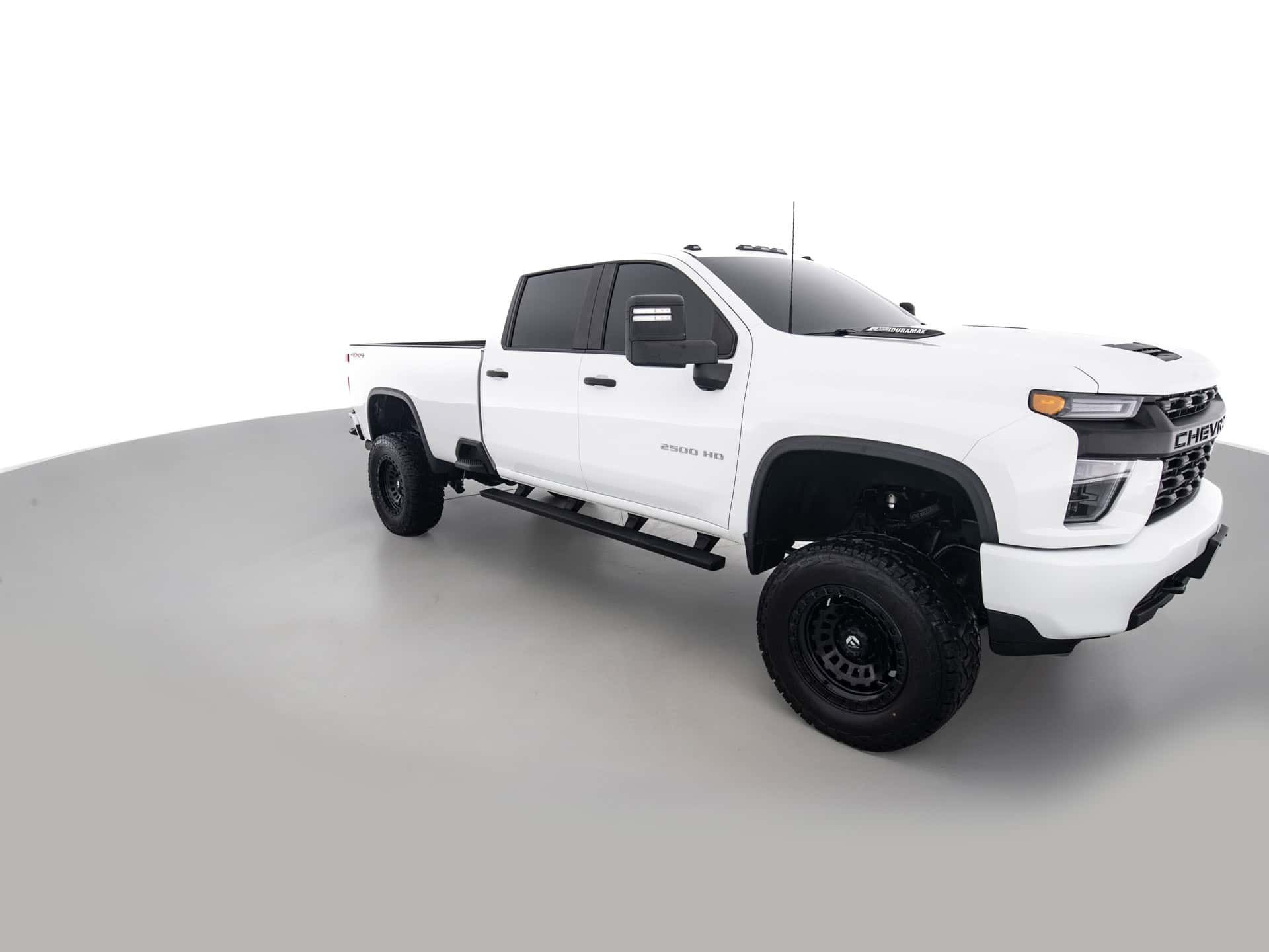white chevrolet silverado 2500hd 2