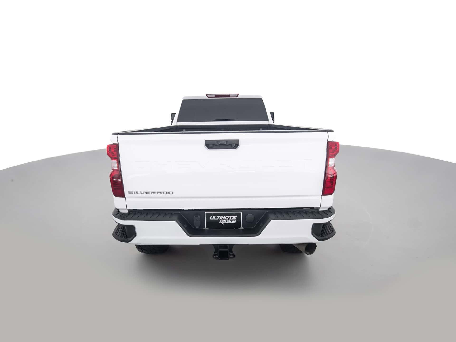 white chevrolet silverado 2500hd 5
