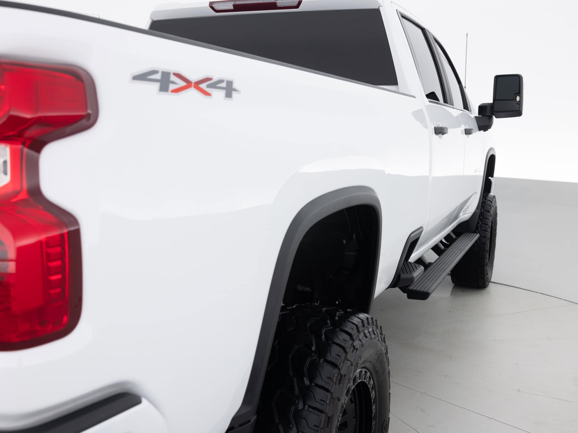 white chevrolet silverado 2500hd 6