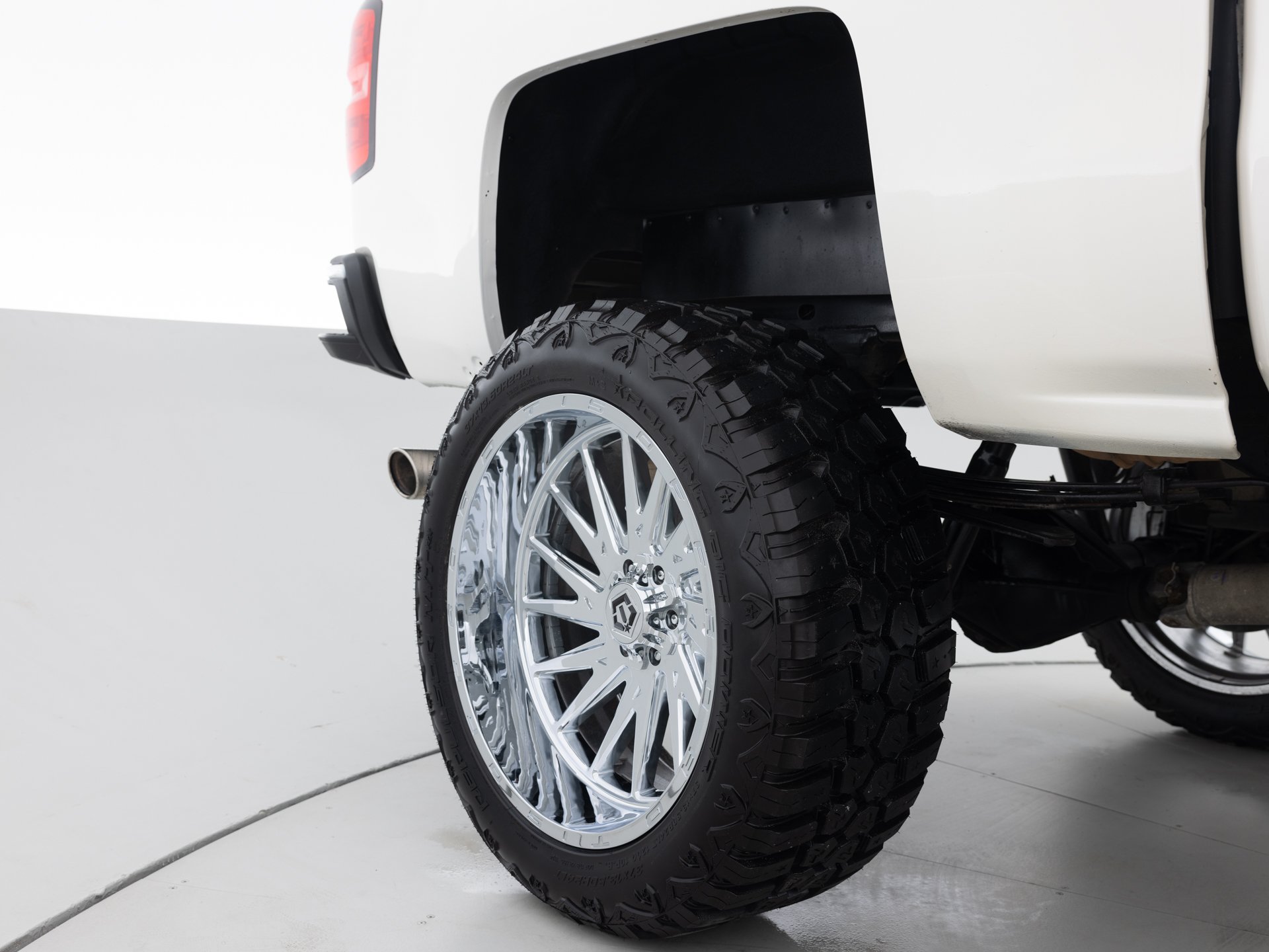 white chevrolet silverado highcountry 11