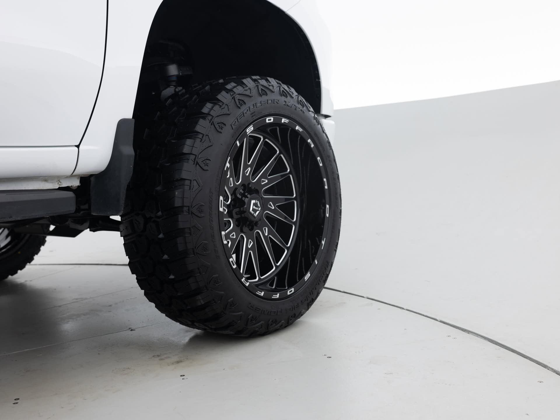 Used White Chevrolet Silverado RST-12 for Sale