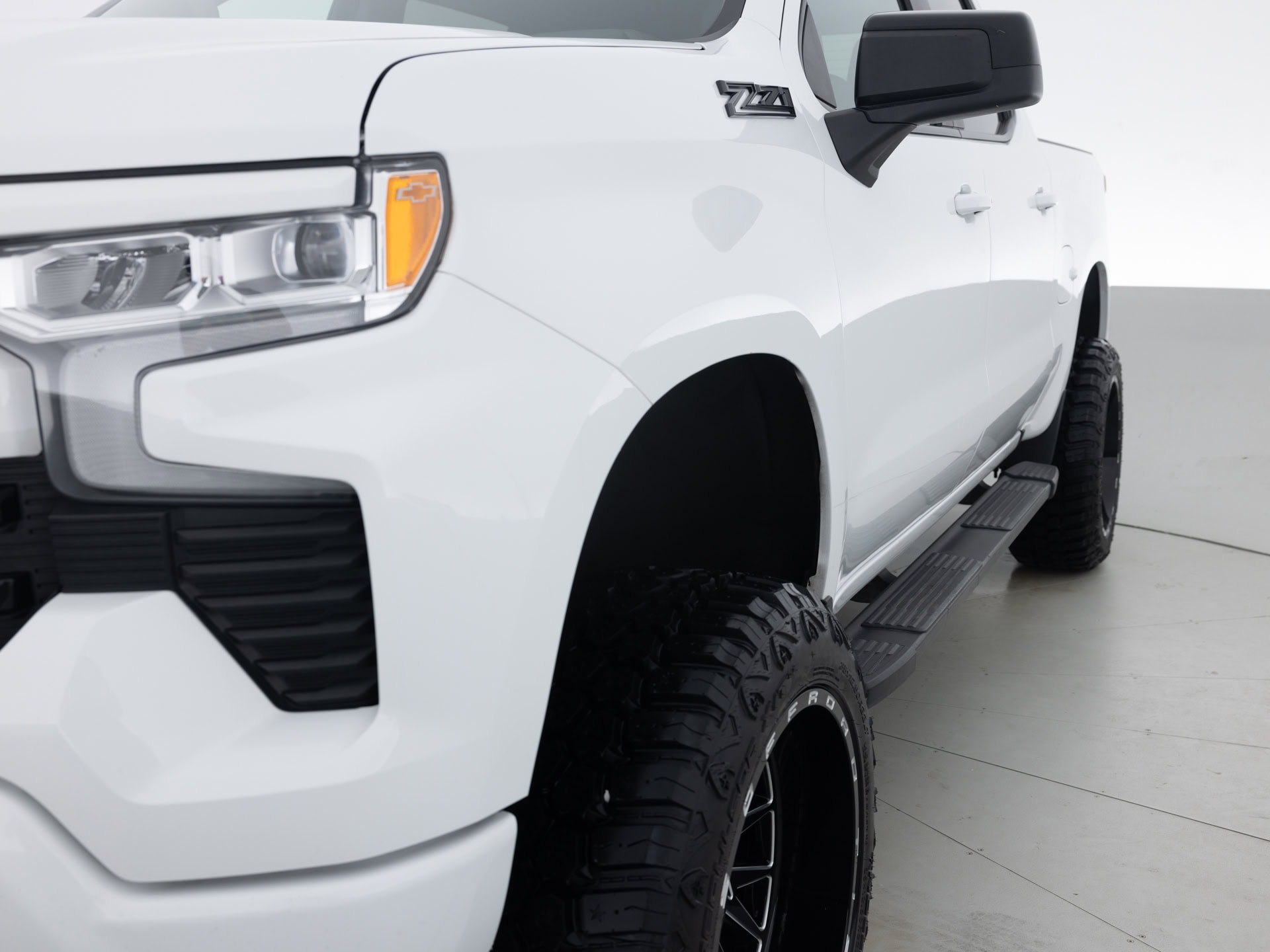 Used White Chevrolet Silverado RST-3 for Sale