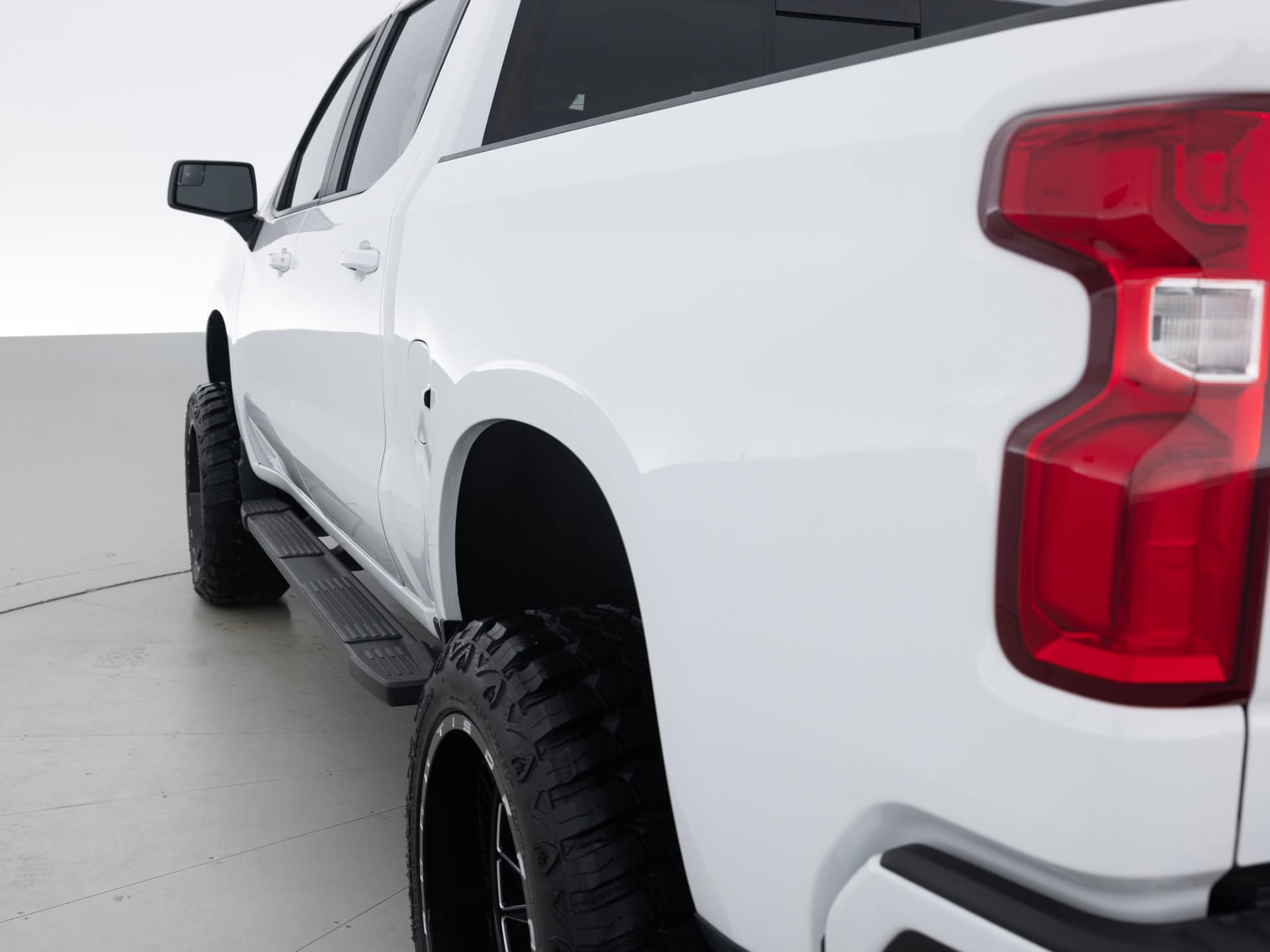 Used White Chevrolet Silverado RST-6 for Sale