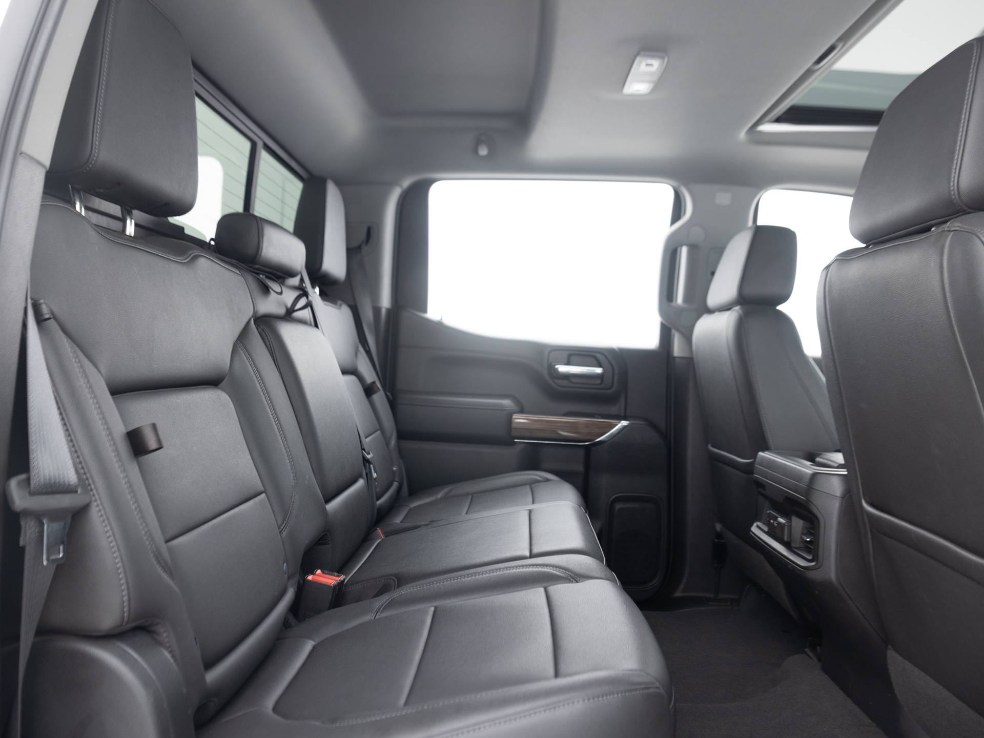 Used White Chevrolet Silverado Trail Boss-23 for Sale