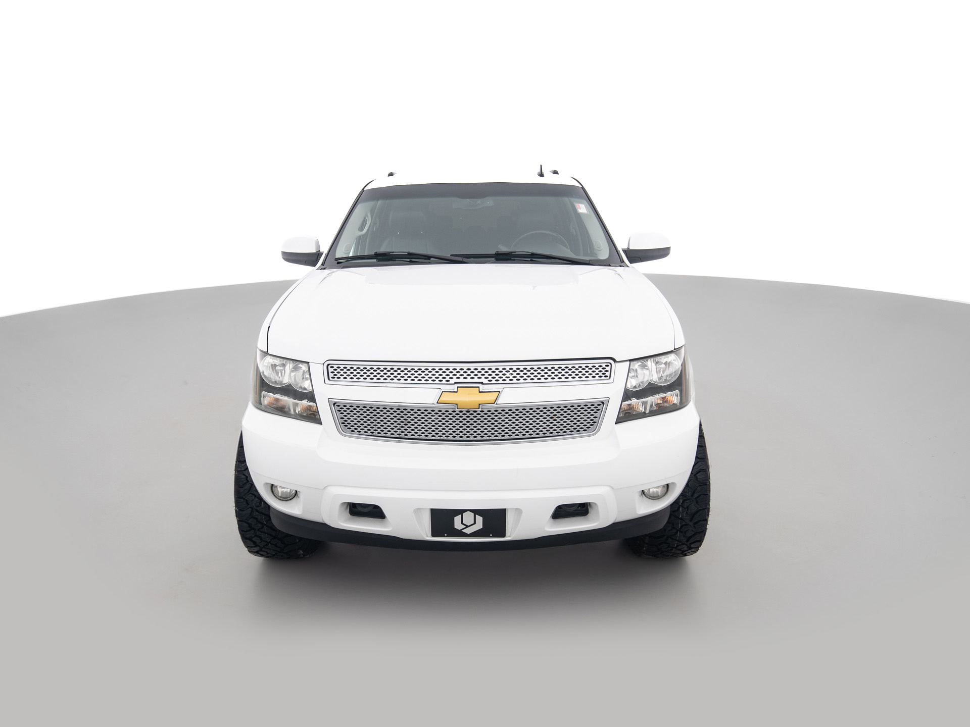 white chevrolet suburban lt