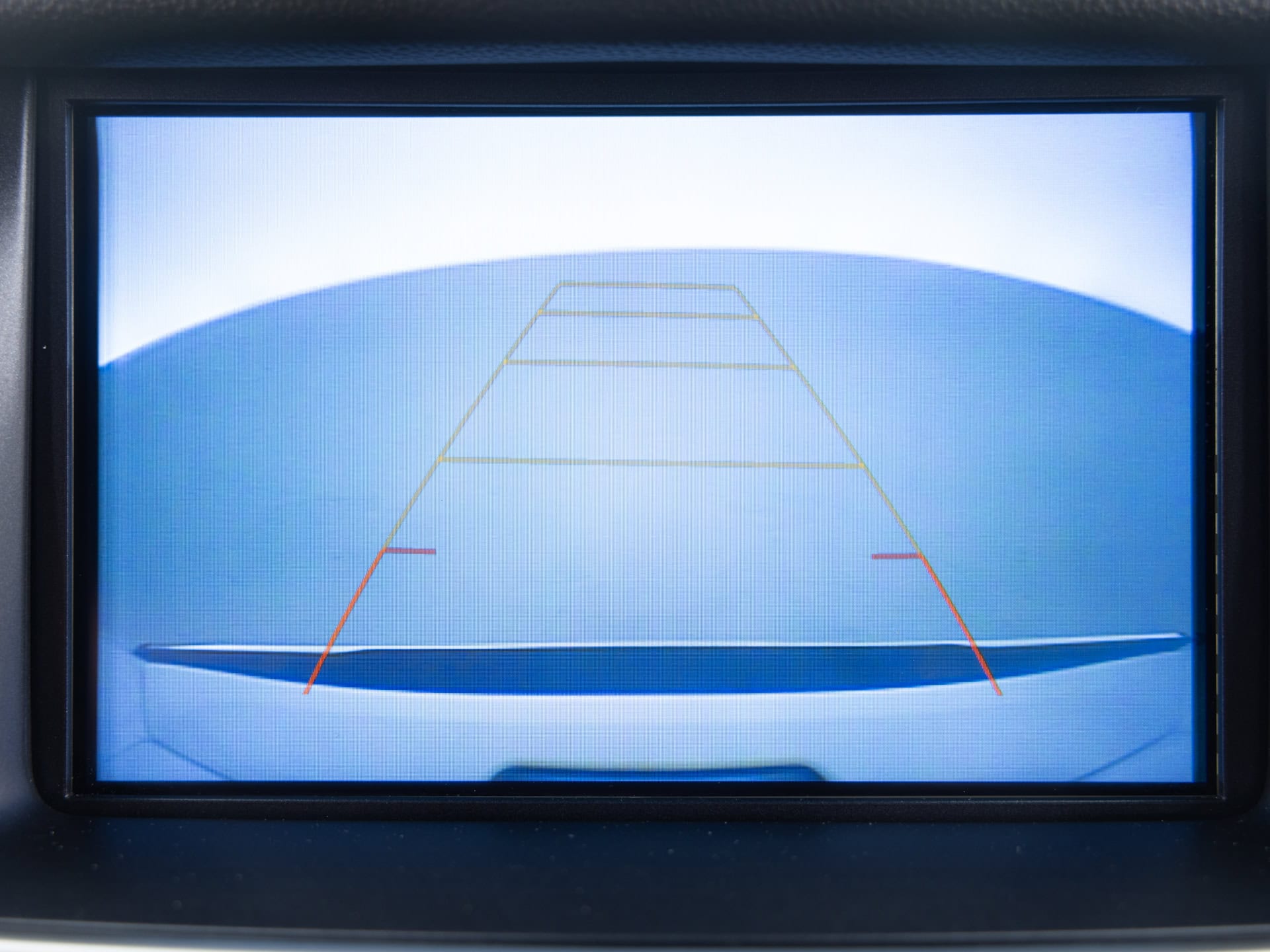 Used White Chevrolet Tahoe-32 for Sale