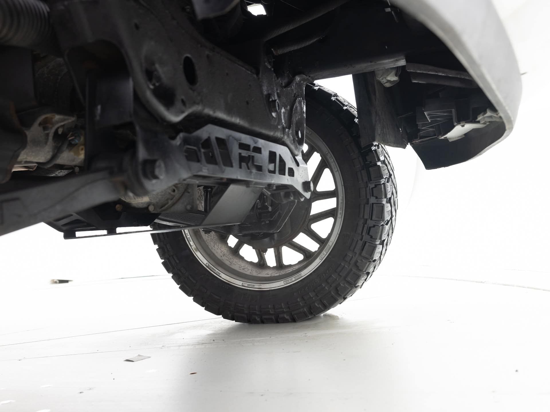 Used White Chevrolet Tahoe LTZ-16 for Sale