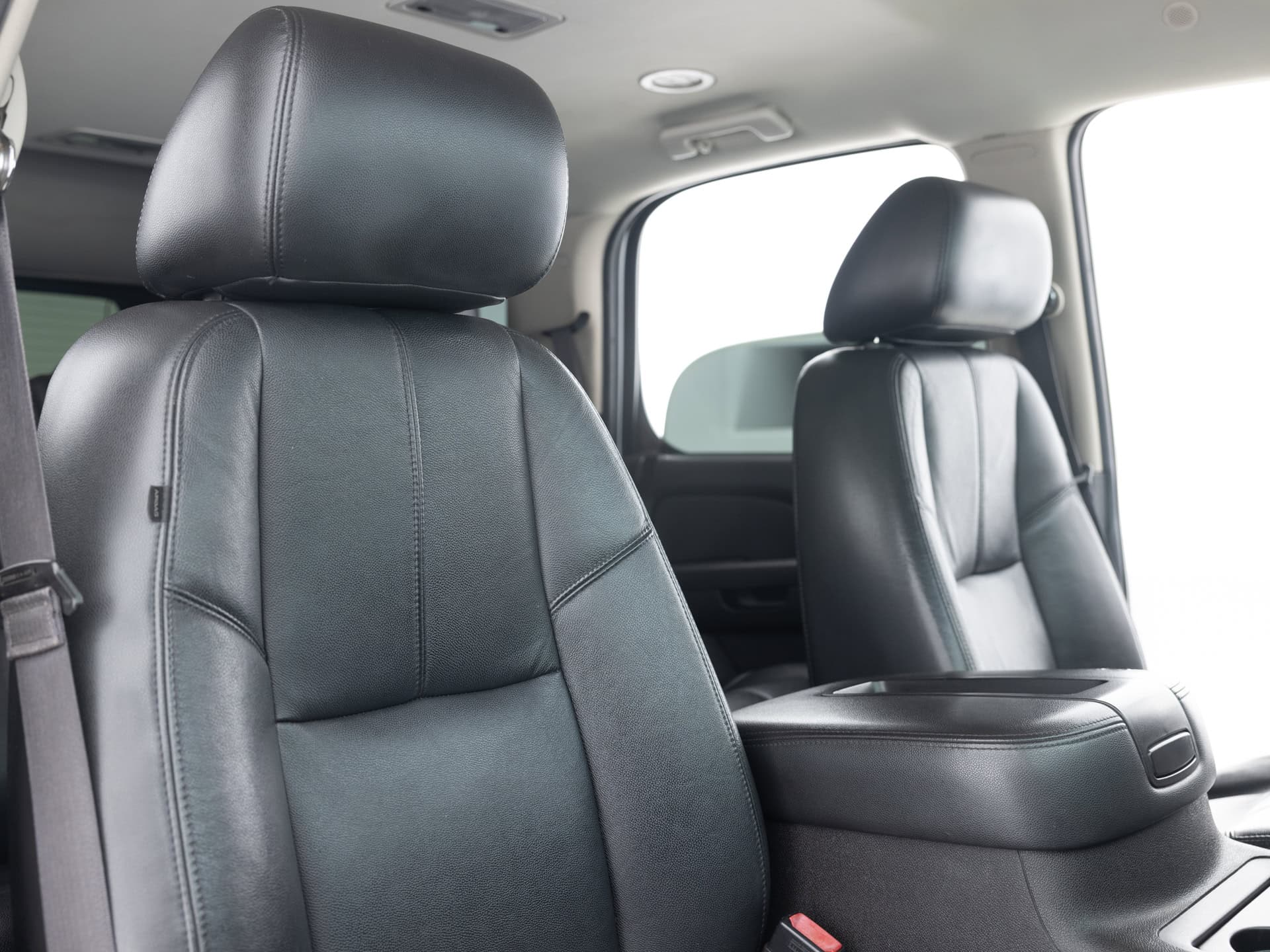 Used White Chevrolet Tahoe LTZ-22 for Sale