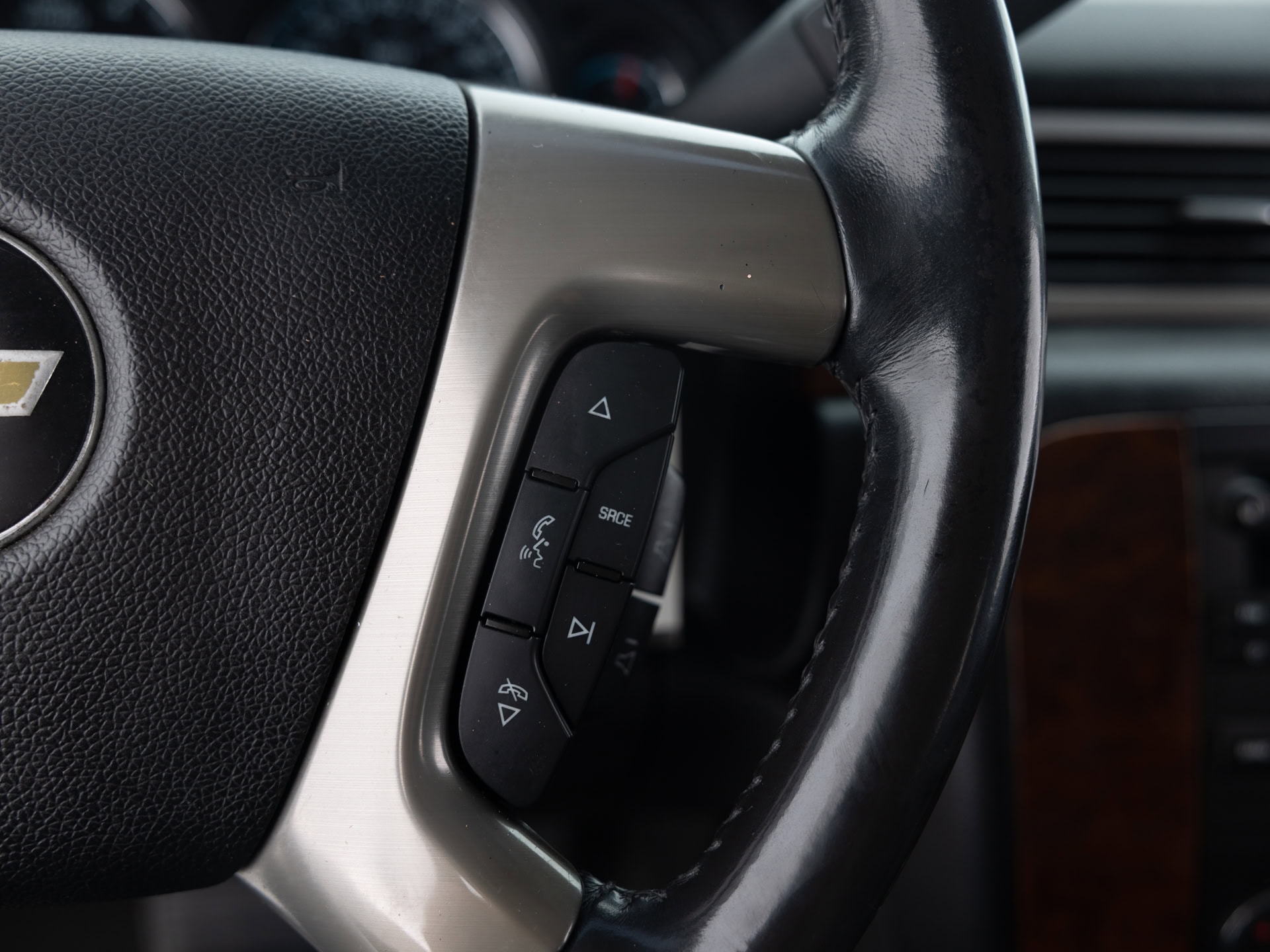 Used White Chevrolet Tahoe LTZ-30 for Sale