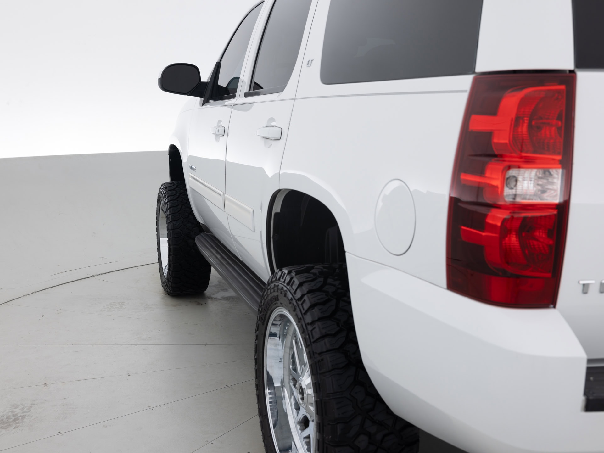 Used White Chevrolet Tahoe LTZ-6 for Sale
