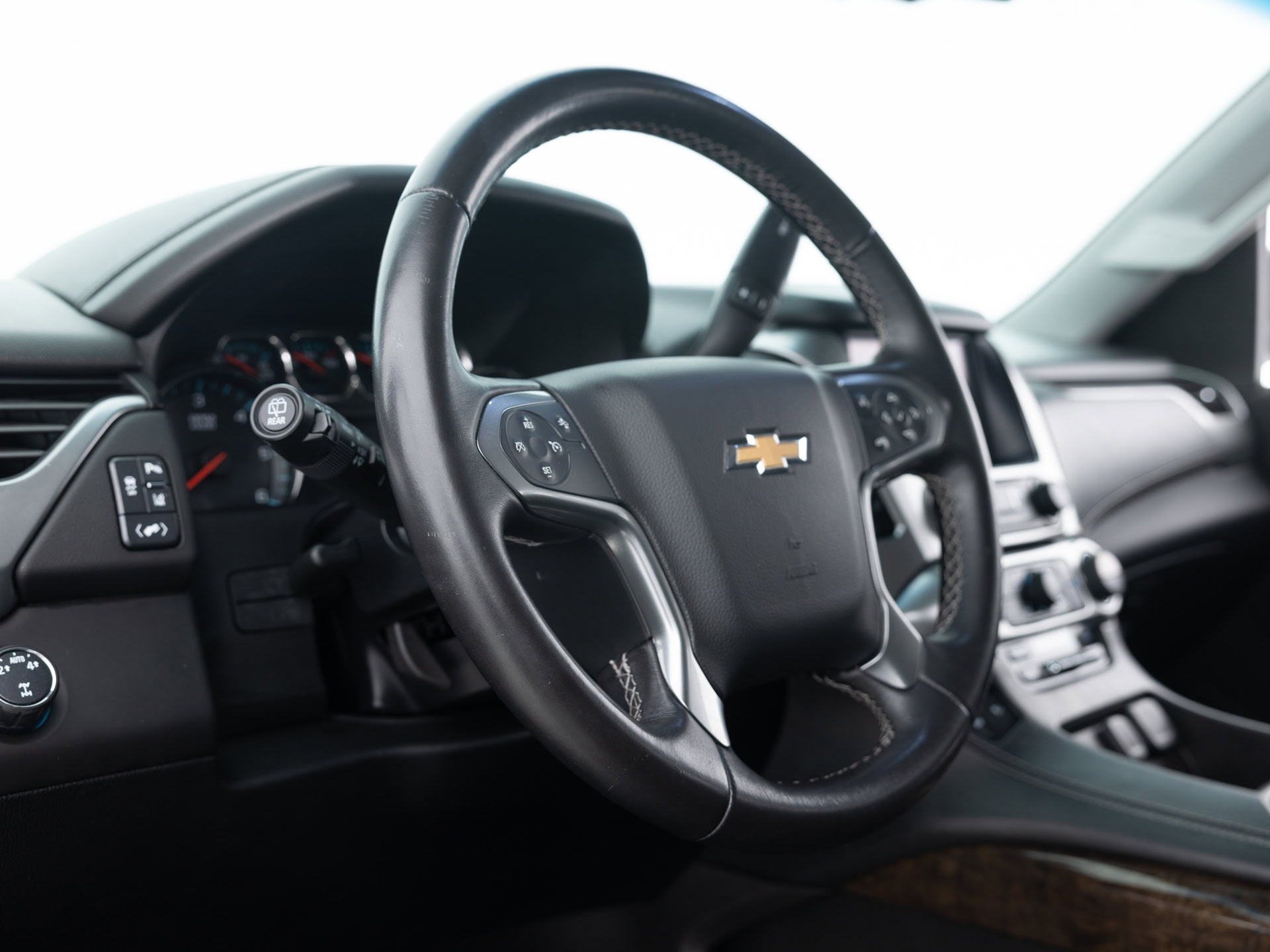 Used White Chevrolet Tahoe LT_-15 for Sale