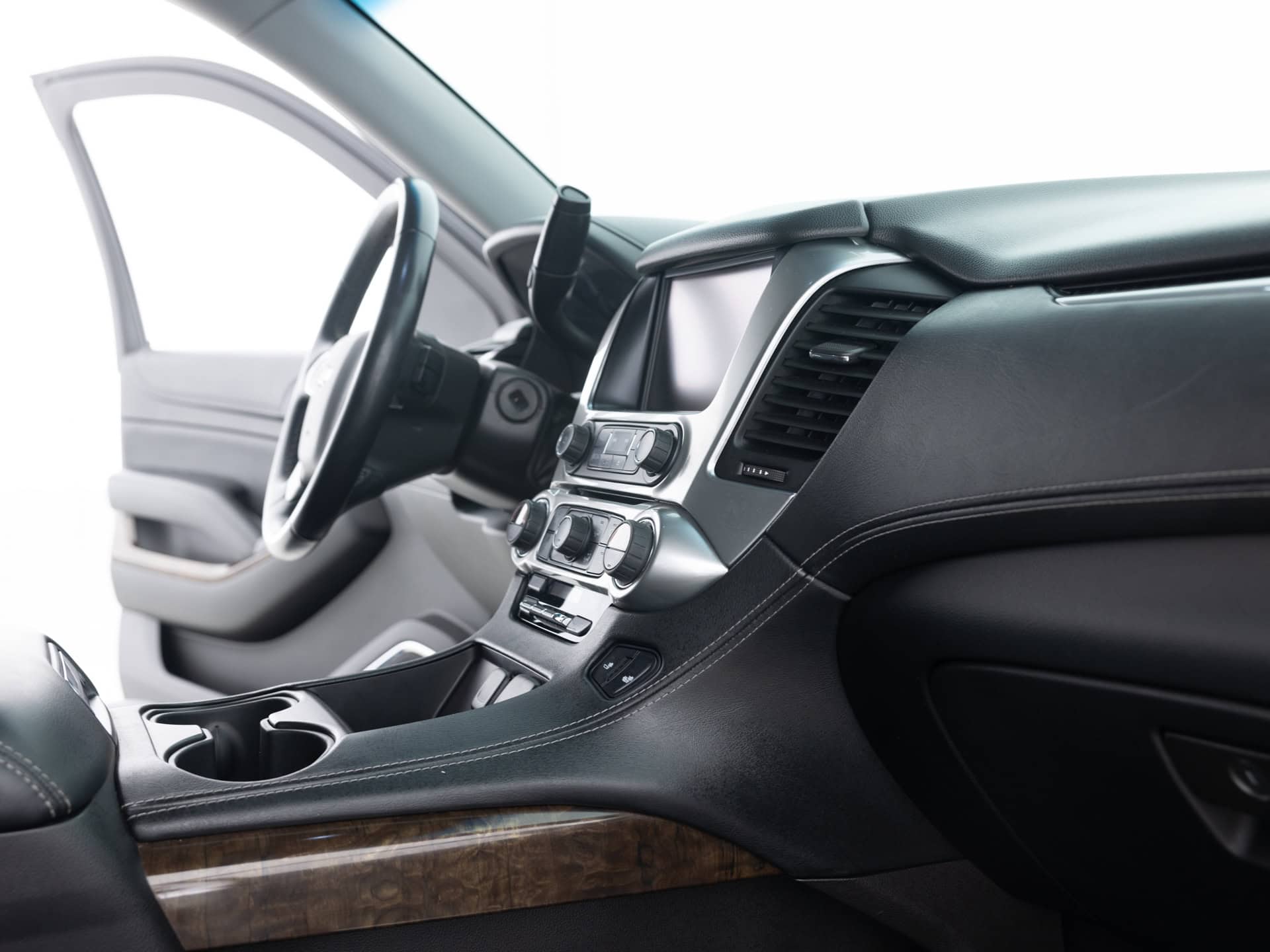 Used White Chevrolet Tahoe LT_-19 for Sale