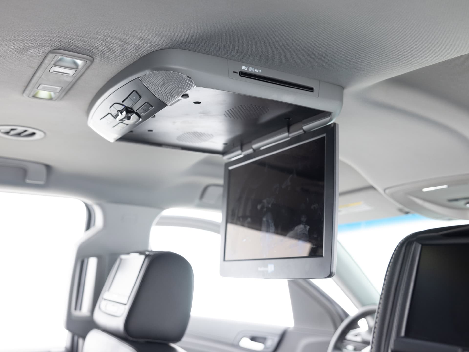 Used White Chevrolet Tahoe LT_-26 for Sale