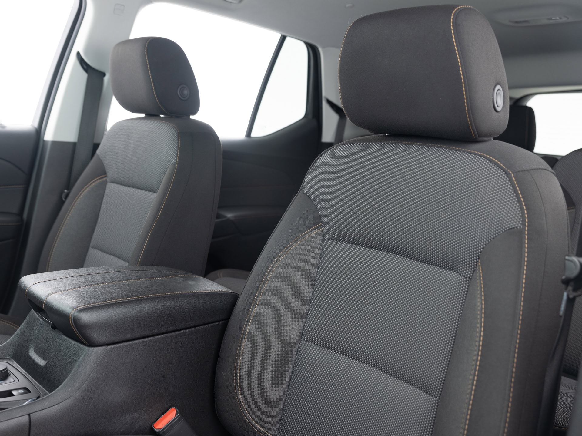 Used White Chevrolet Traverse-14 for Sale