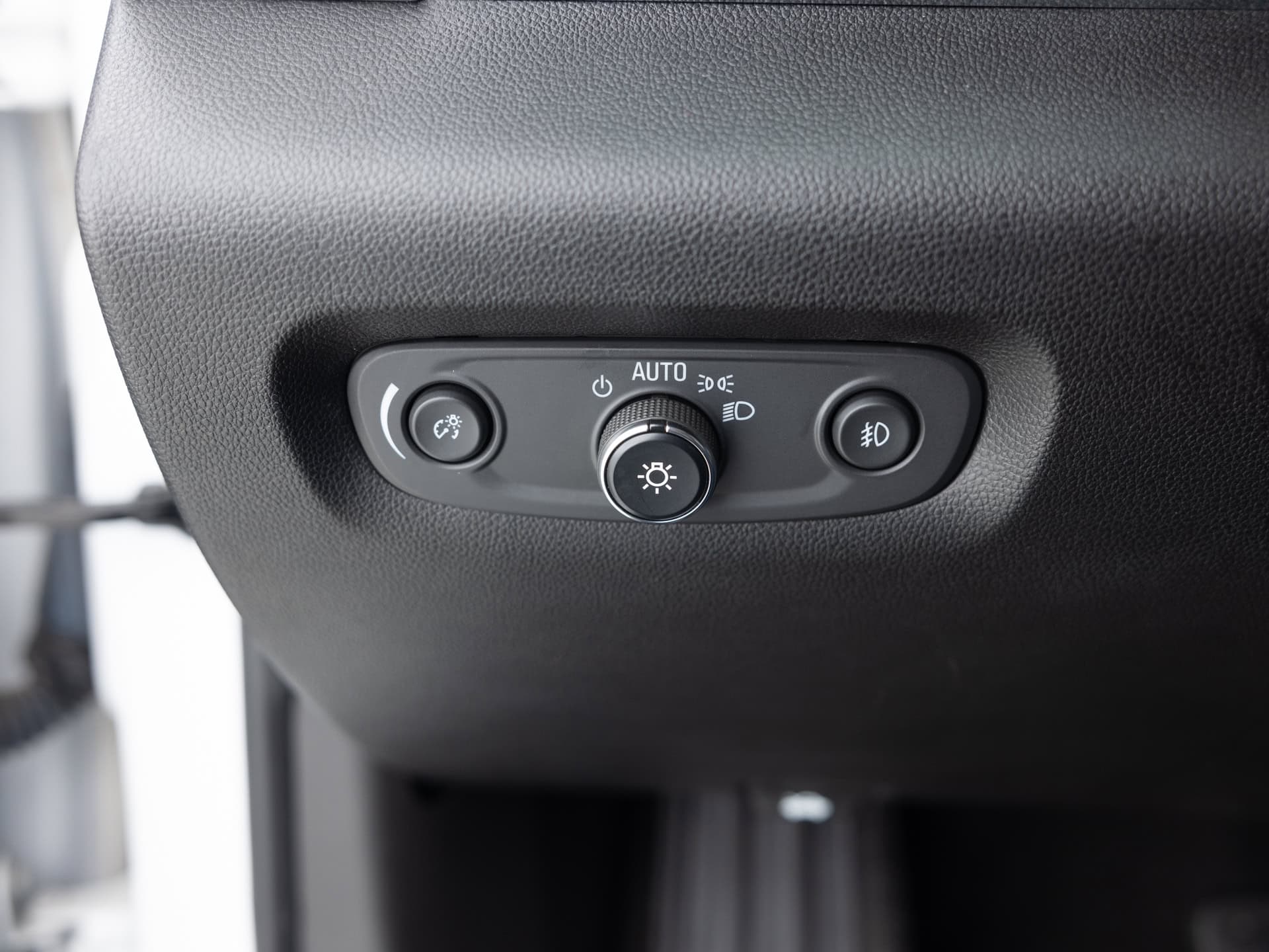 Used White Chevrolet Traverse-29 for Sale