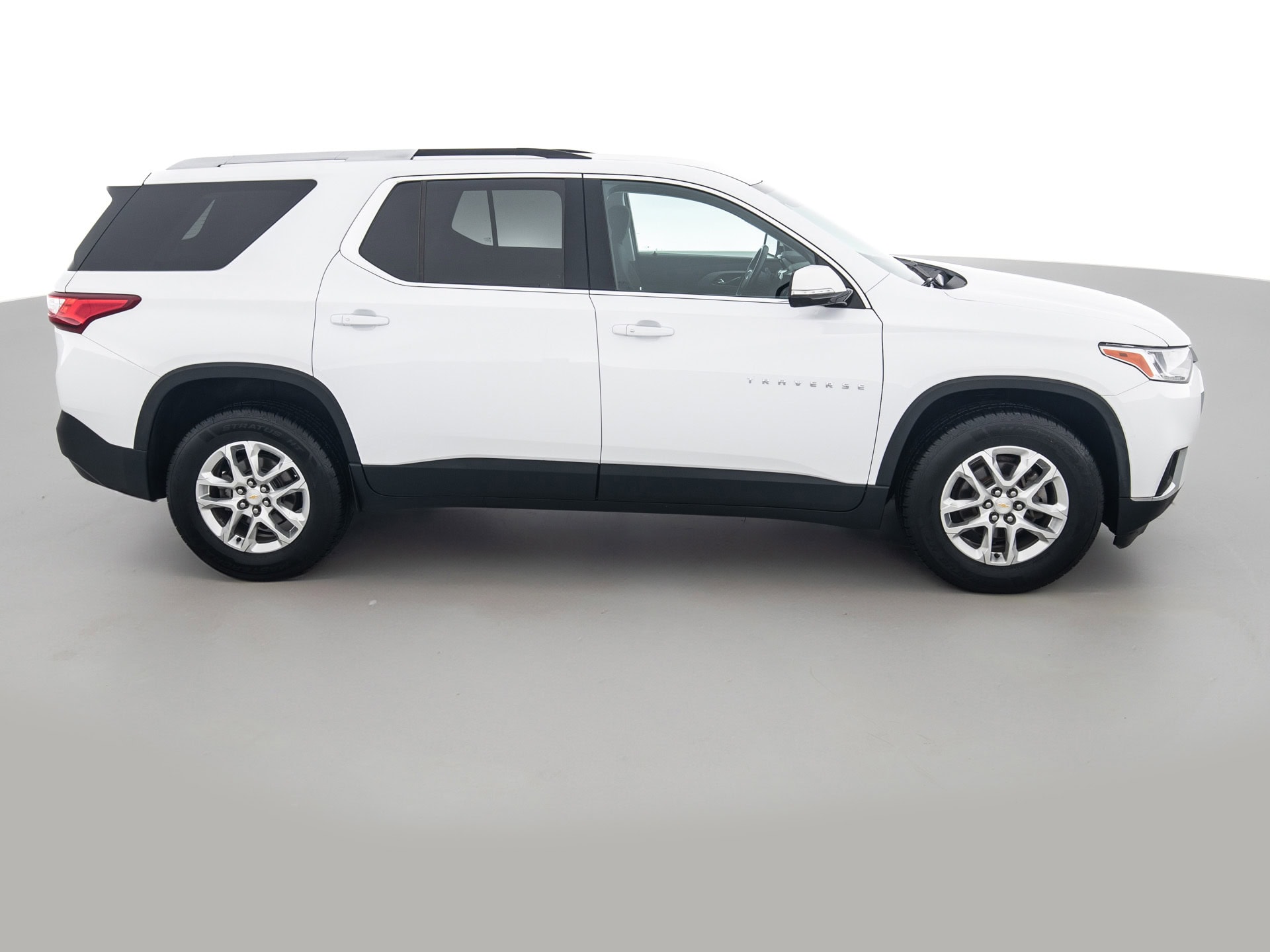 Used White Chevrolet Traverse-3 for Sale