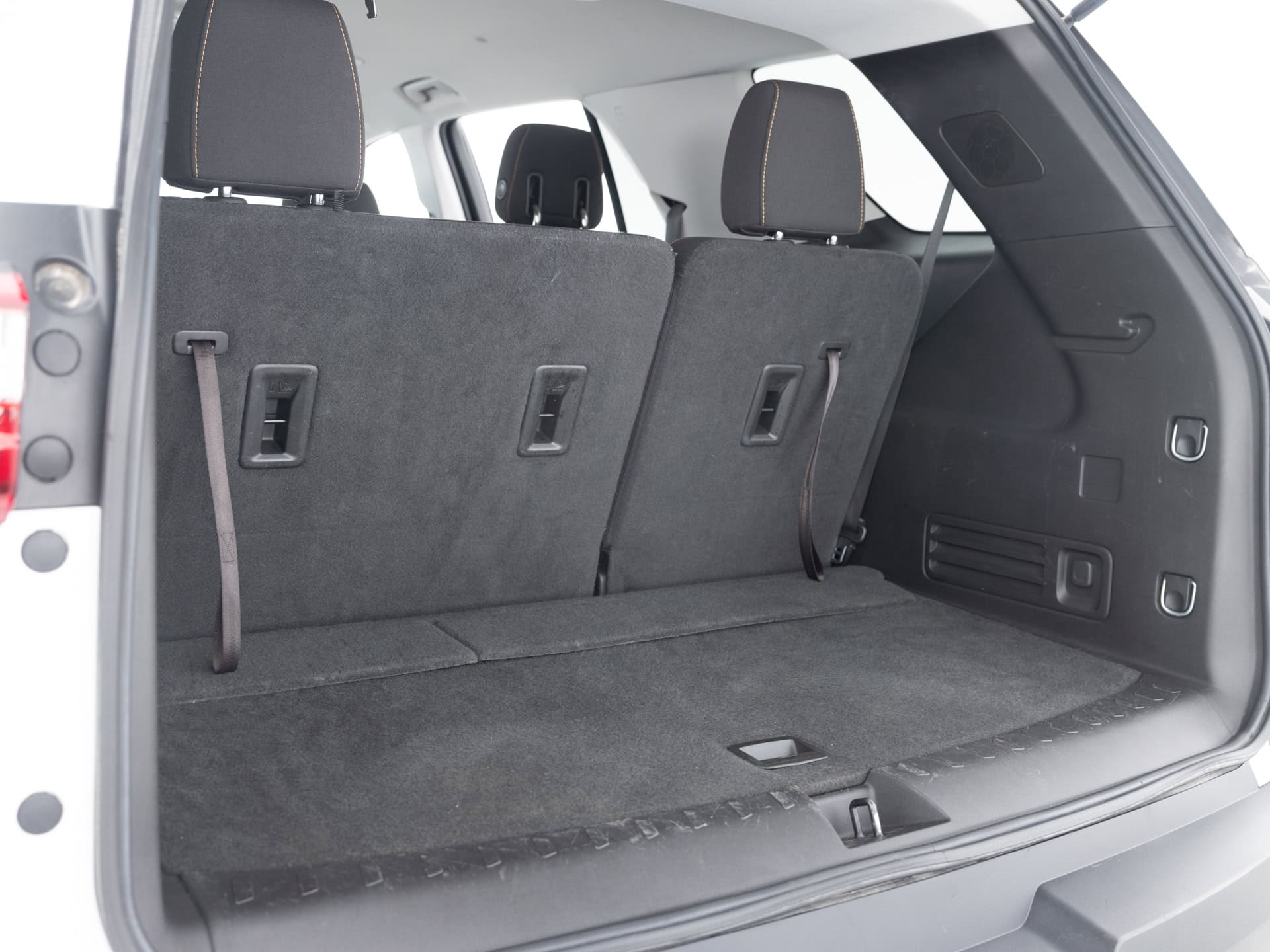 Used White Chevrolet Traverse-31 for Sale