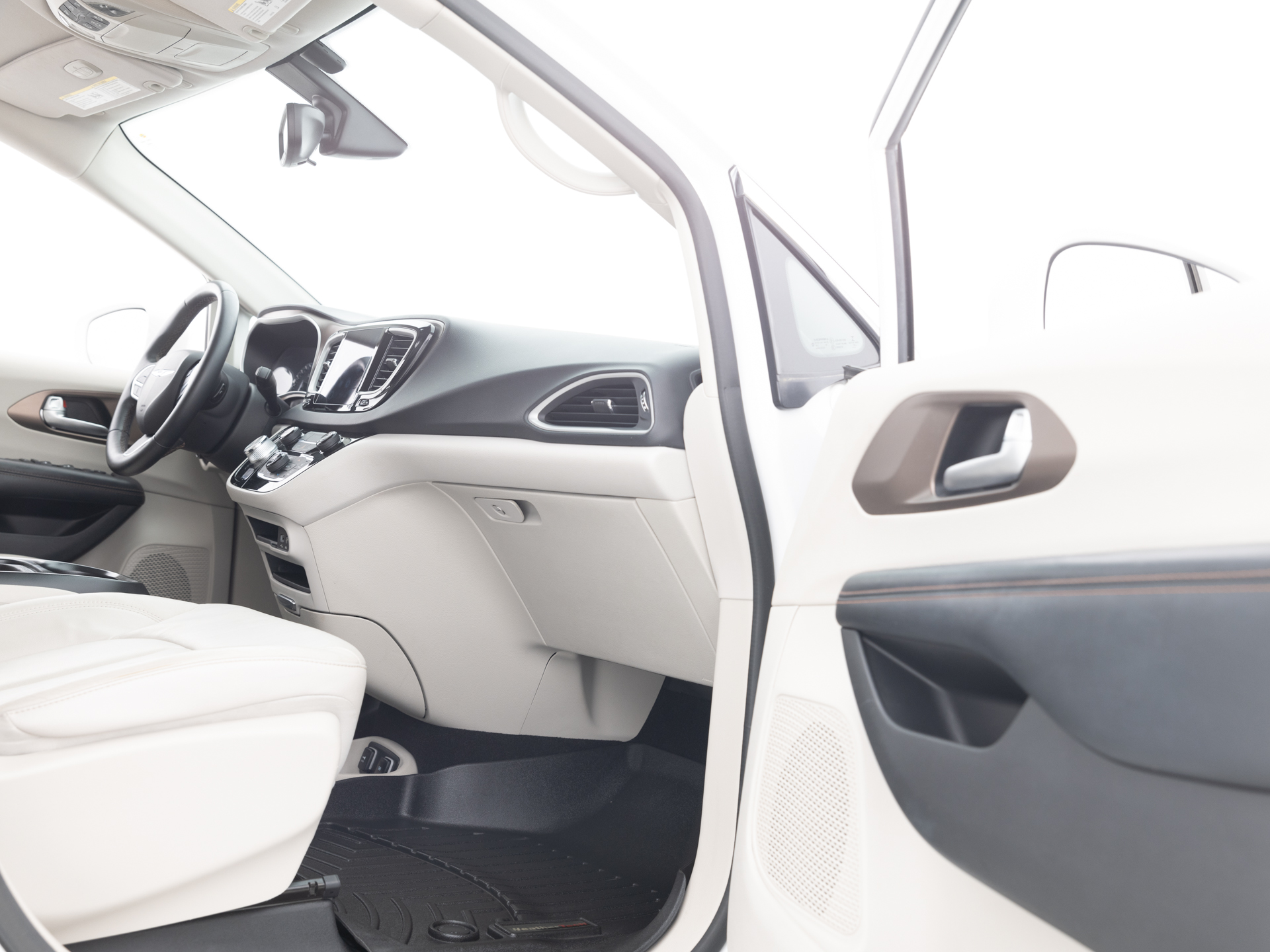 Used White Chrysler Pacifica Touring-18 for Sale