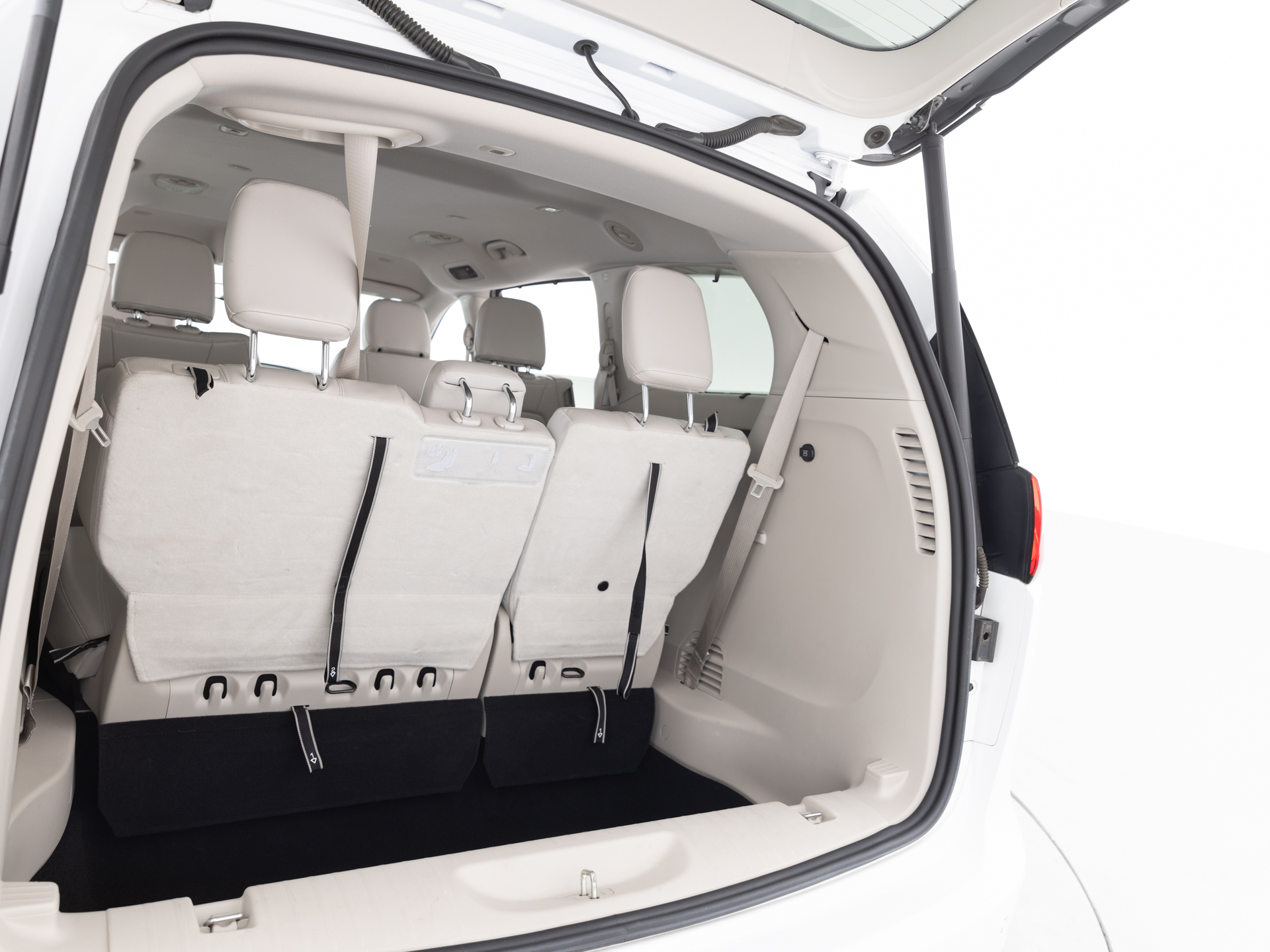 Used White Chrysler Pacifica Touring-29 for Sale