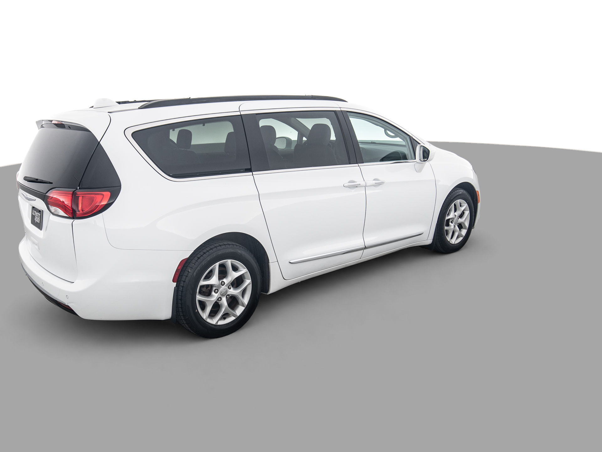 Used White-Chrysler-Pacifica-Touring-5 for Sale
