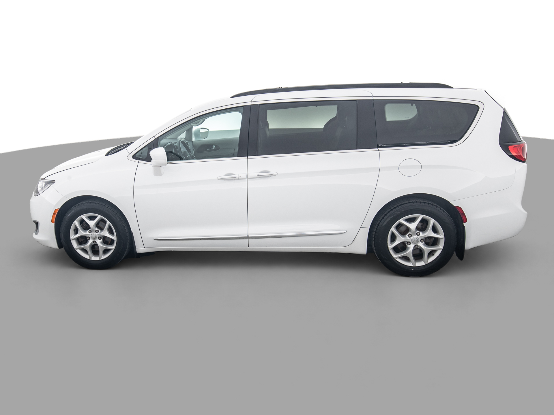 Used White-Chrysler-Pacifica-Touring-8 for Sale