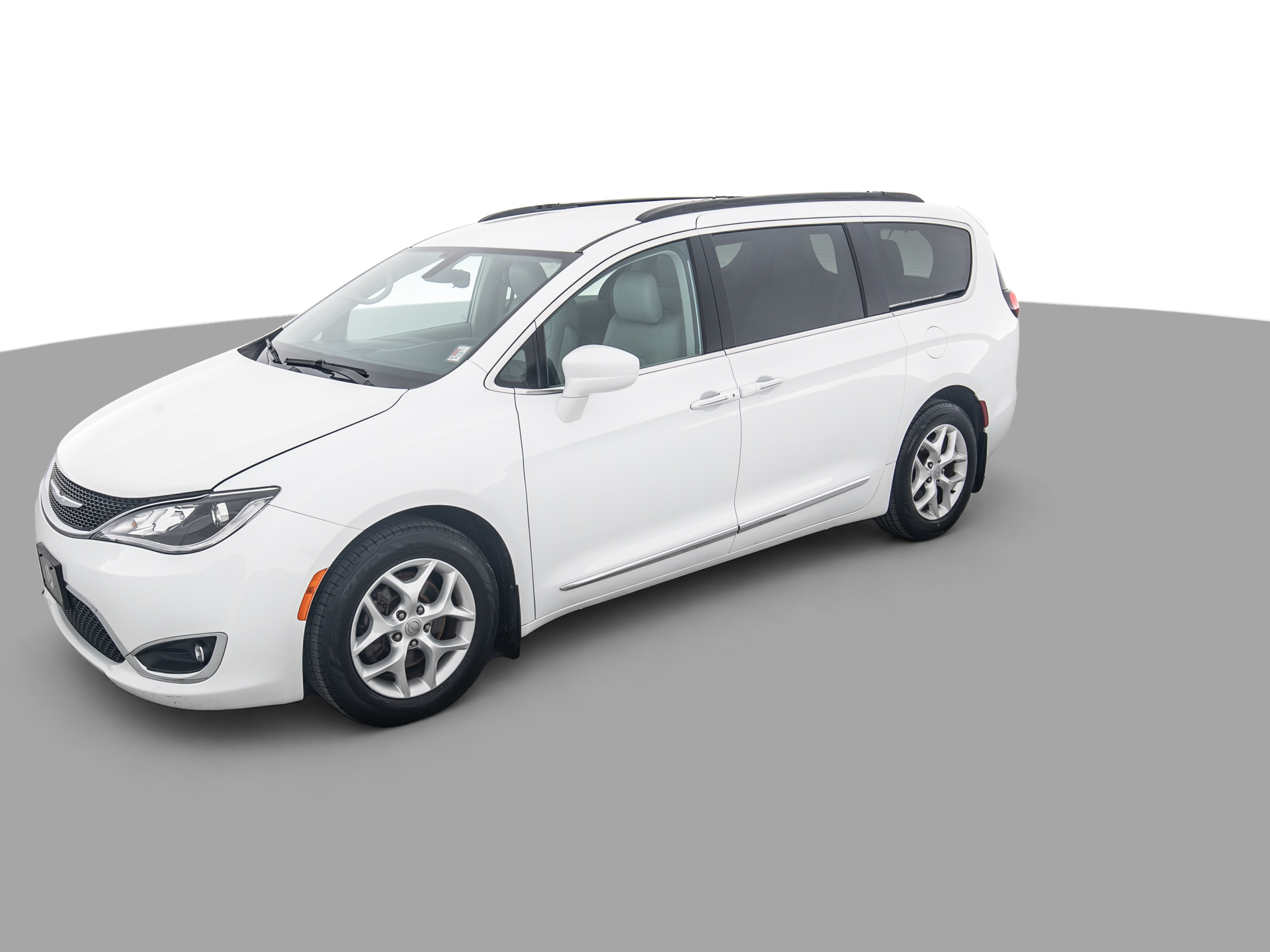 Used White-Chrysler-Pacifica-Touring-9 for Sale