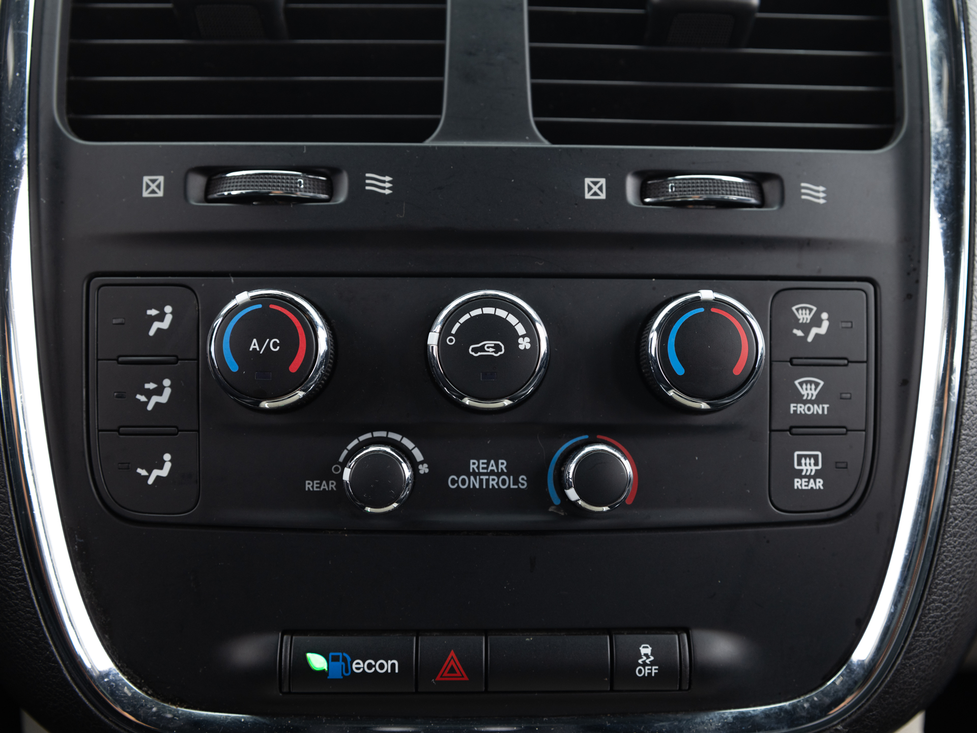 Used White Dodge Grand Caravan-27 for Sale