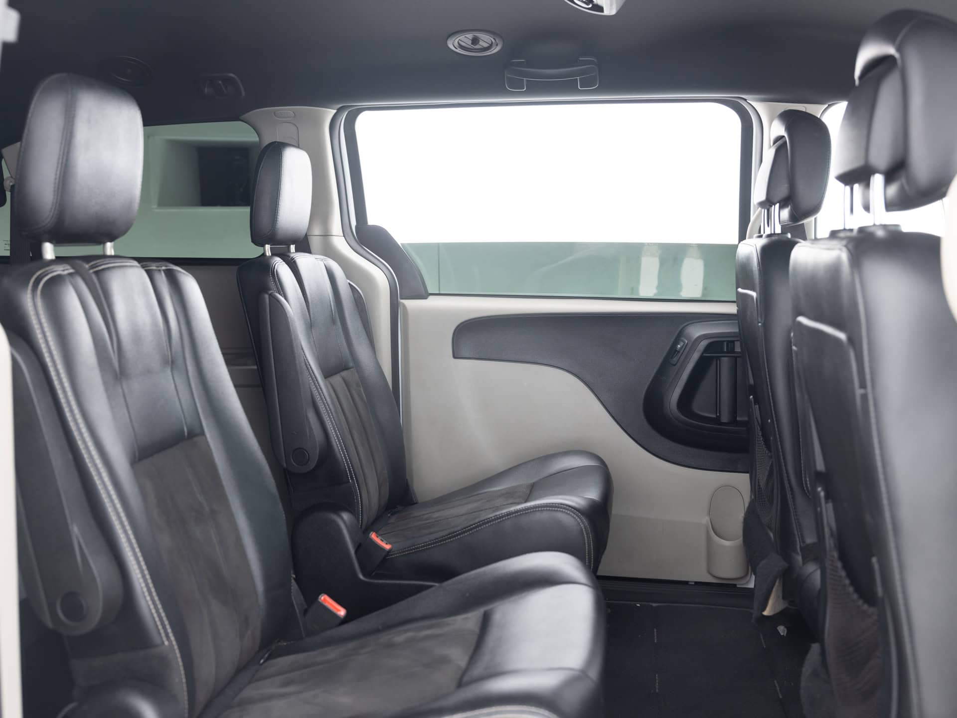 Used White Dodge Grand Caravan SX7_-21 for Sale