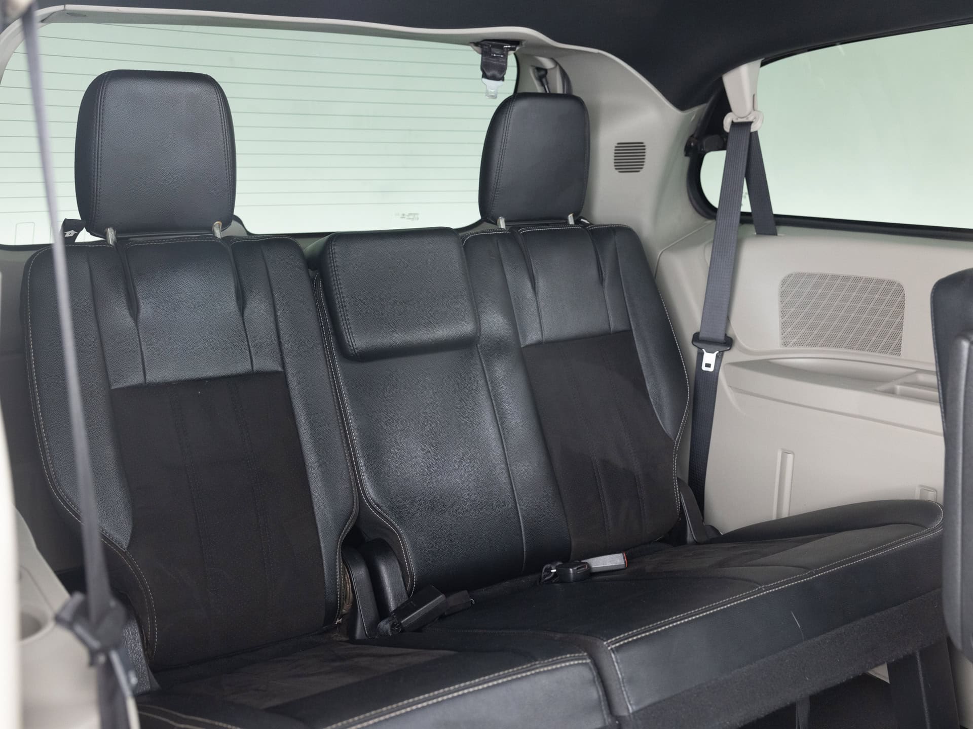 Used White Dodge Grand Caravan SX7_-23 for Sale