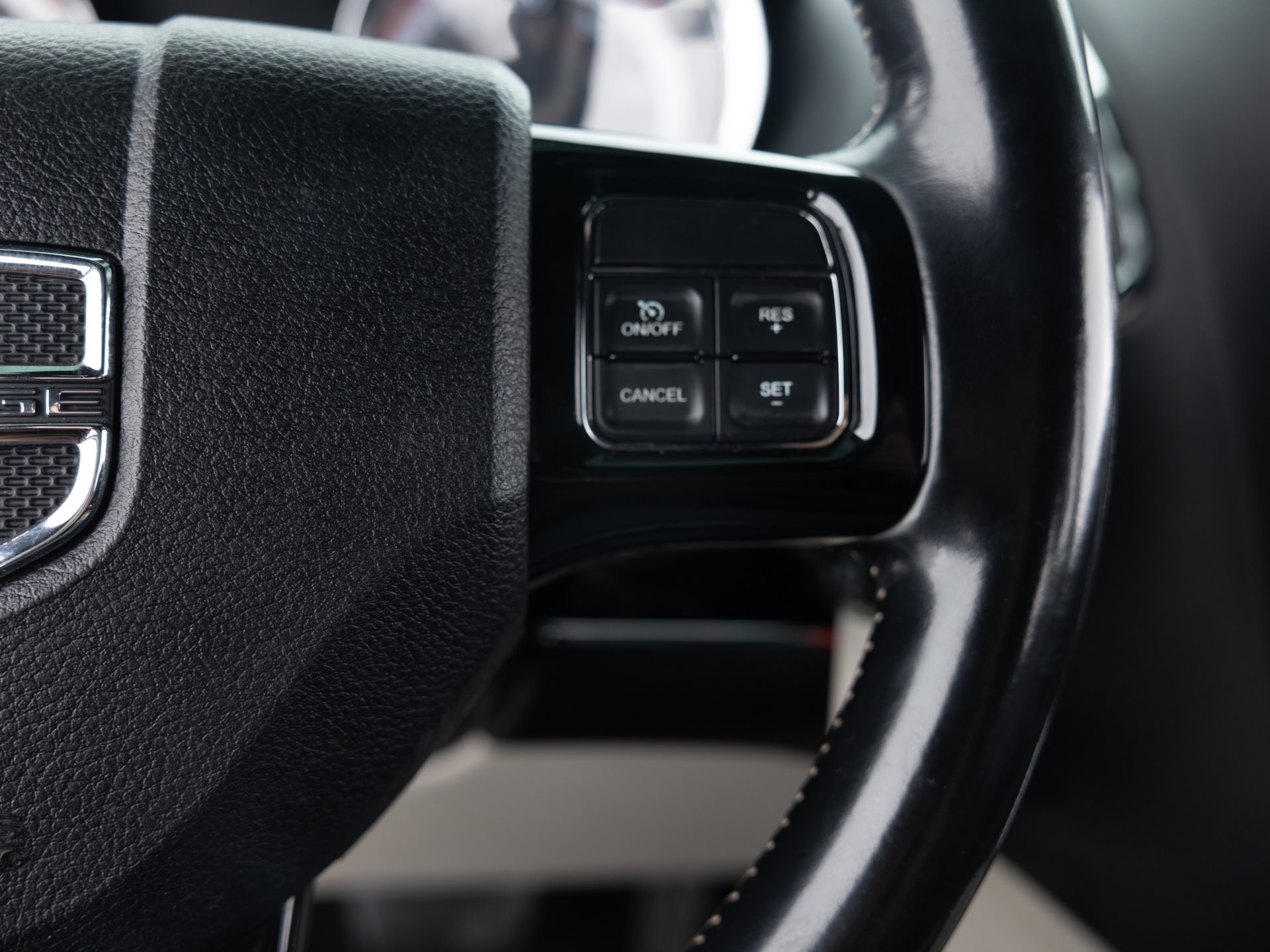 Used White Dodge Grand Caravan SX7_-28 for Sale