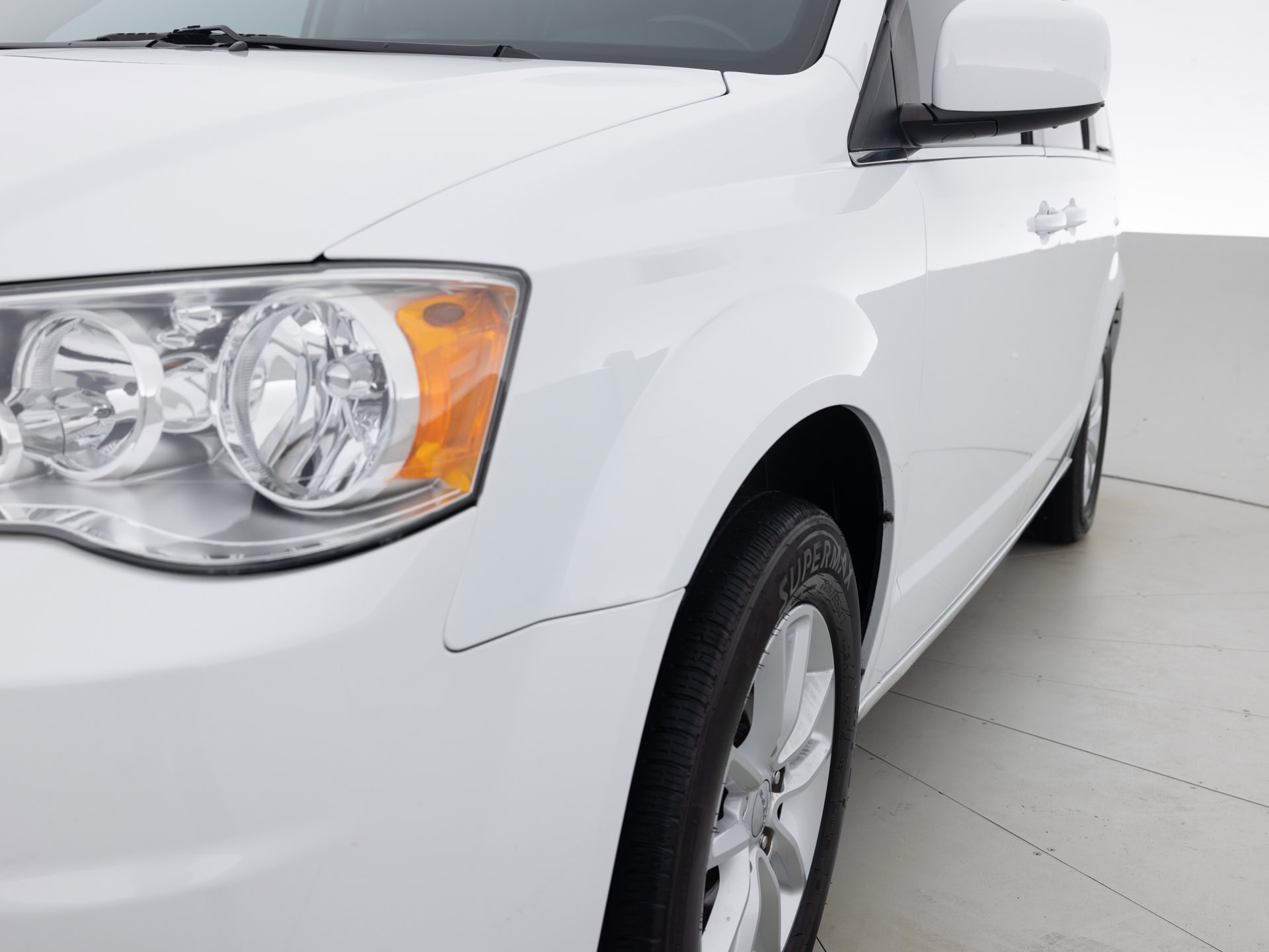 Used White Dodge Grand Caravan SX7_-3 for Sale