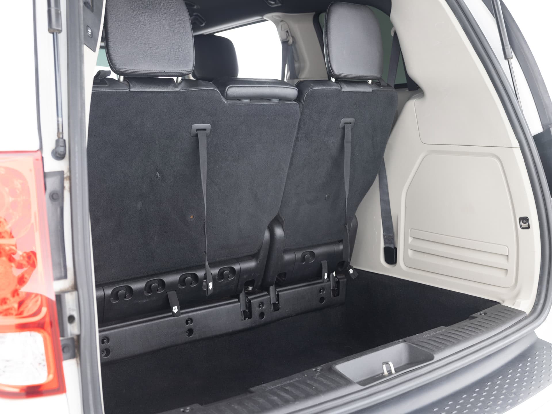 Used White Dodge Grand Caravan SX7_-30 for Sale