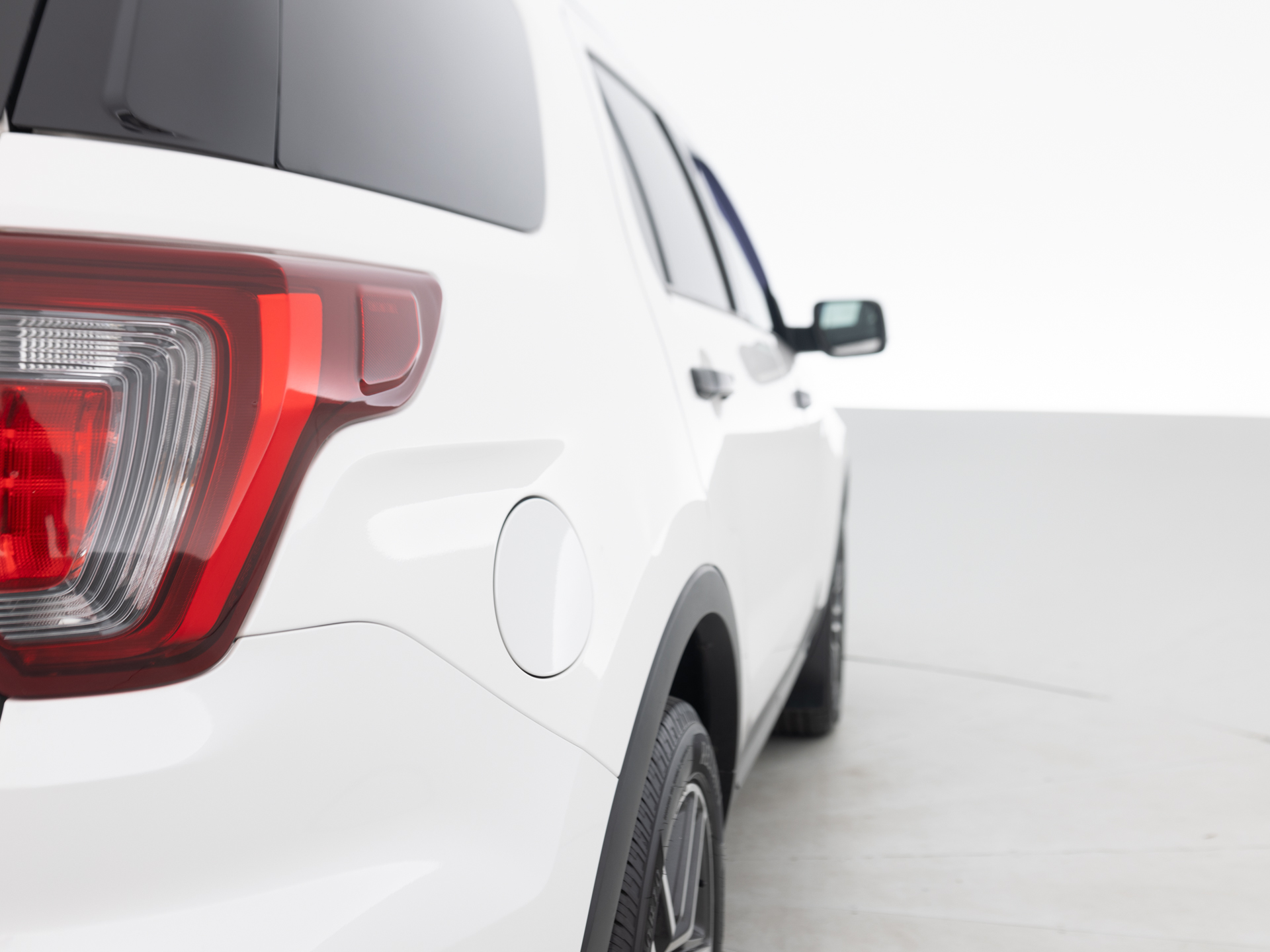 Used White Ford Explorer-3 for Sale