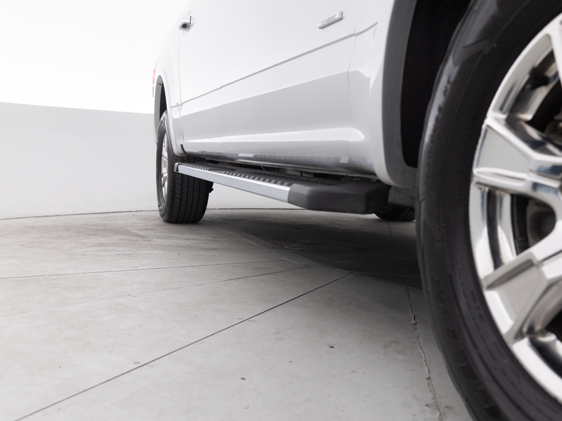 Used White Ford F150 Lariat-15 for Sale