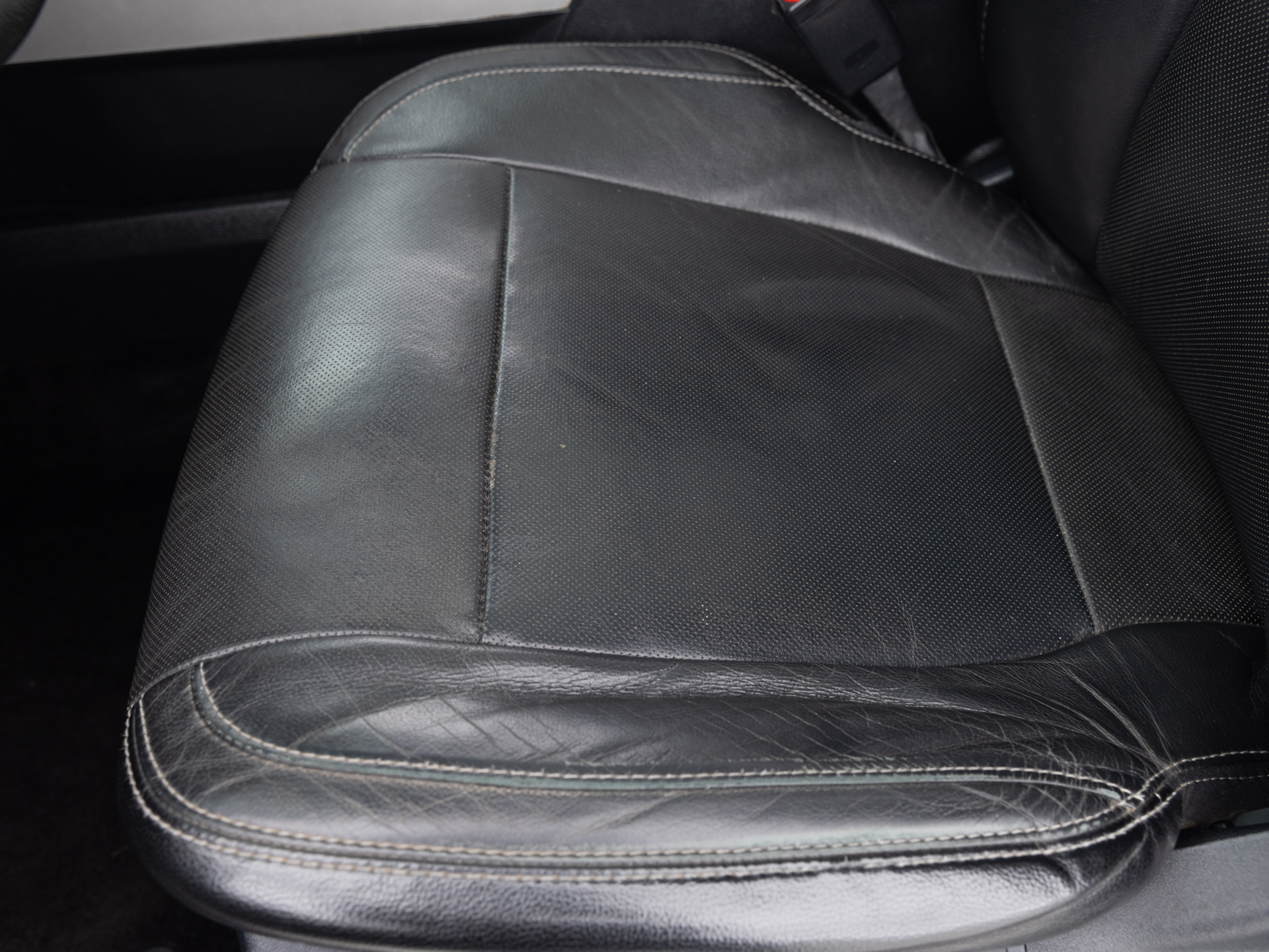 Used White Ford F150 Lariat-17 for Sale