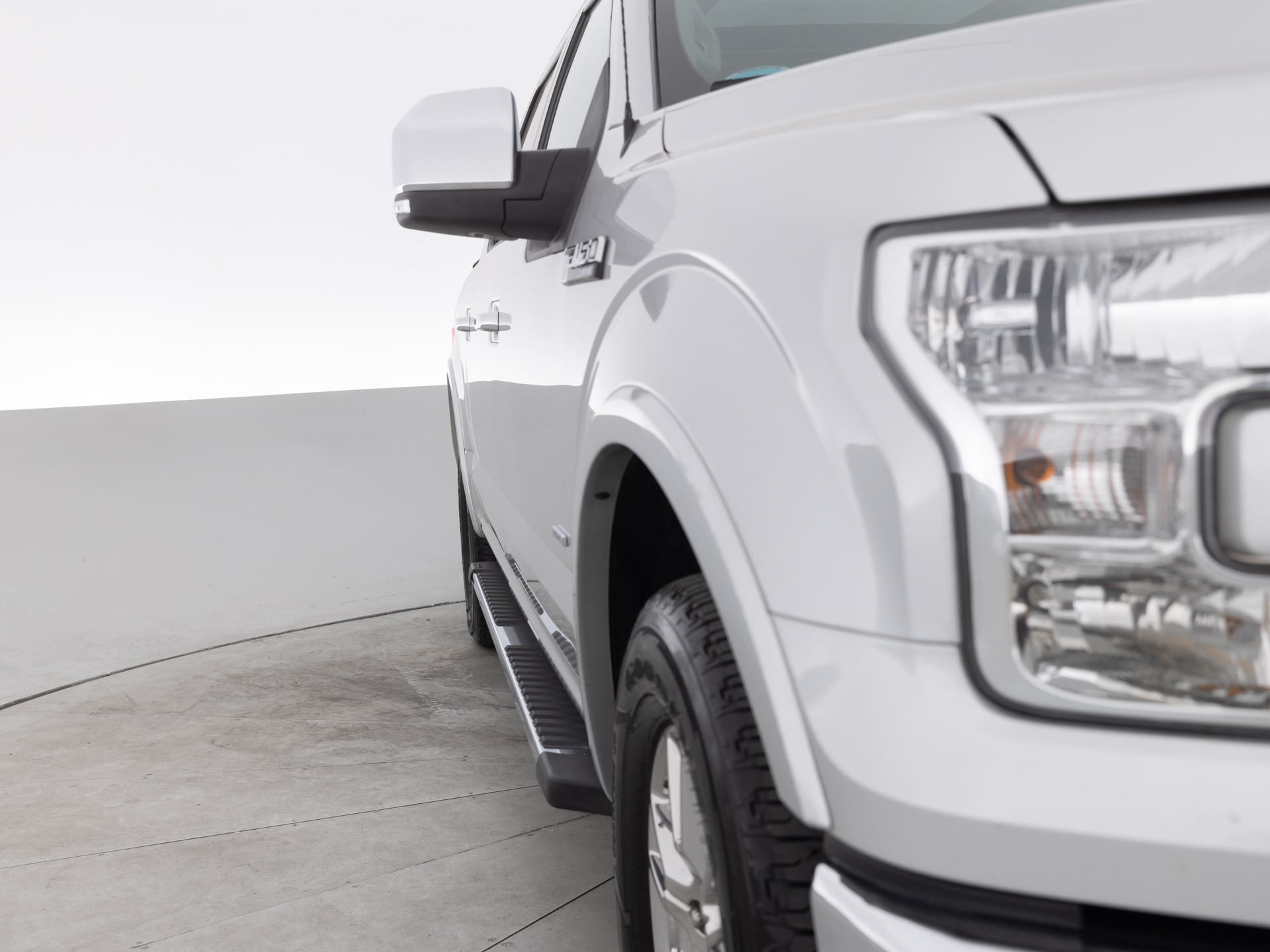Used White Ford F150 Lariat-4 for Sale