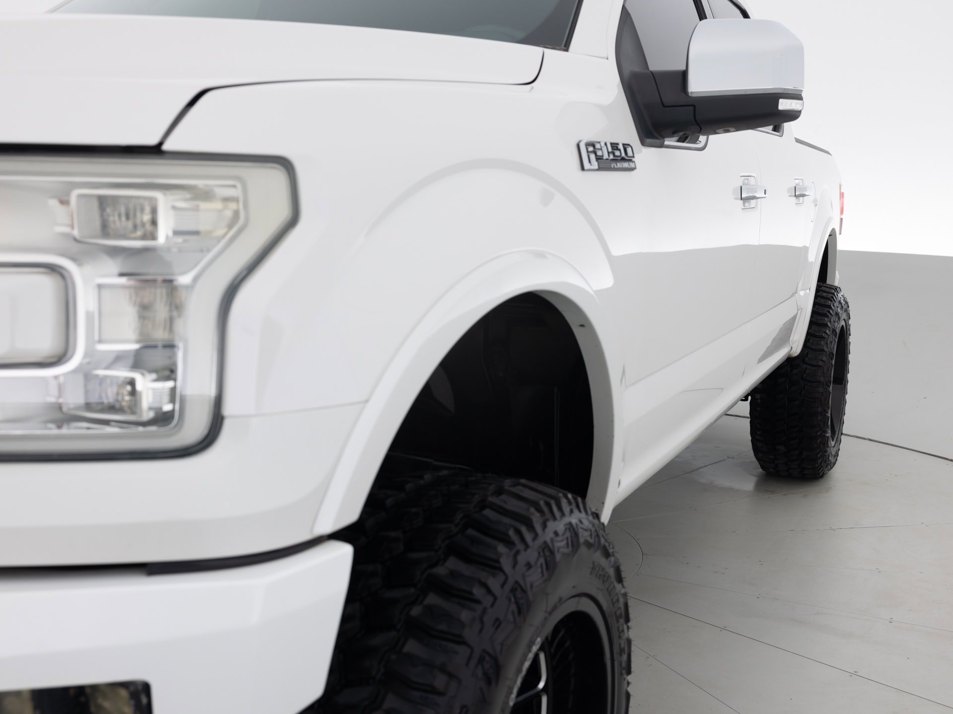 white ford f150 truck 3