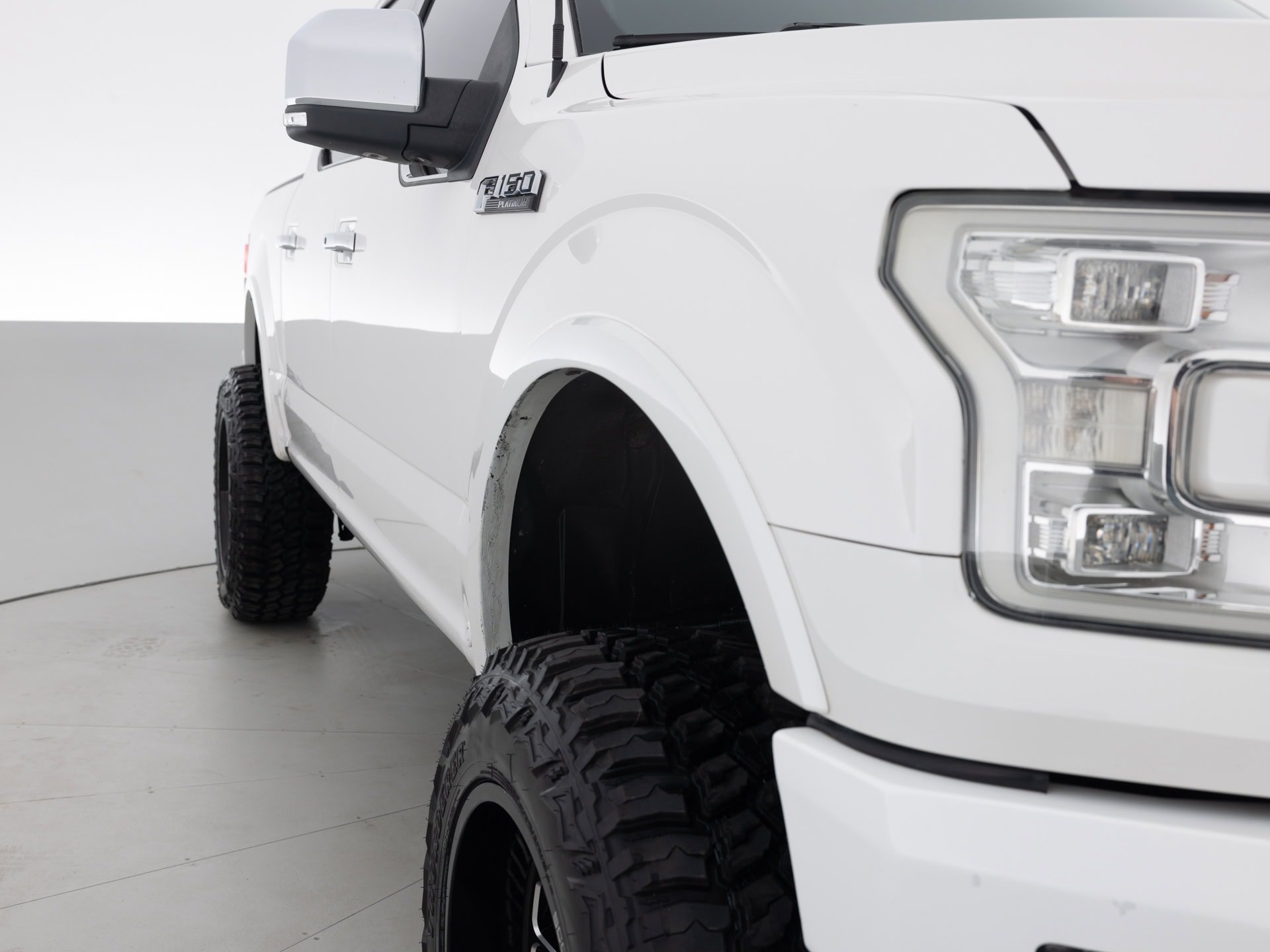 white ford f150 truck 4