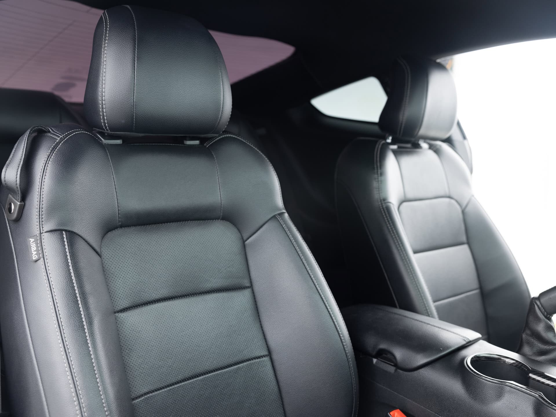 Used White Ford Mustang GT Prem-18 for Sale